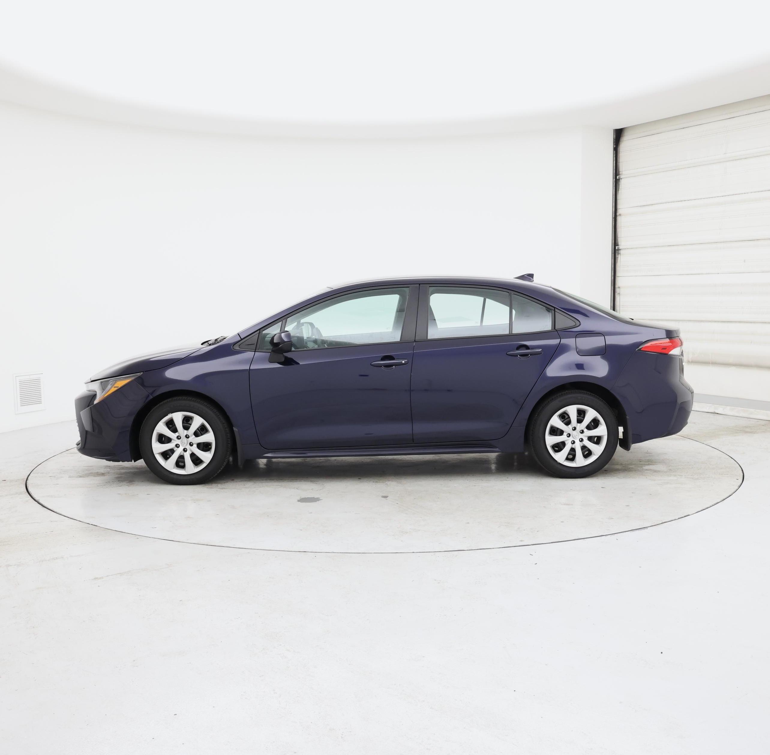 Thumbnail: 2025 Toyota Corolla - 3