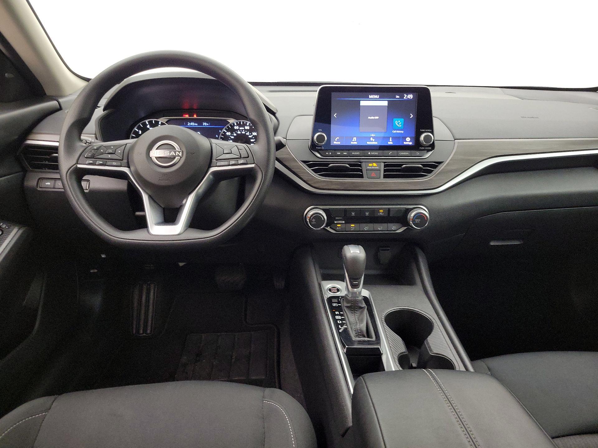 Thumbnail: 2025 Nissan Altima - 9