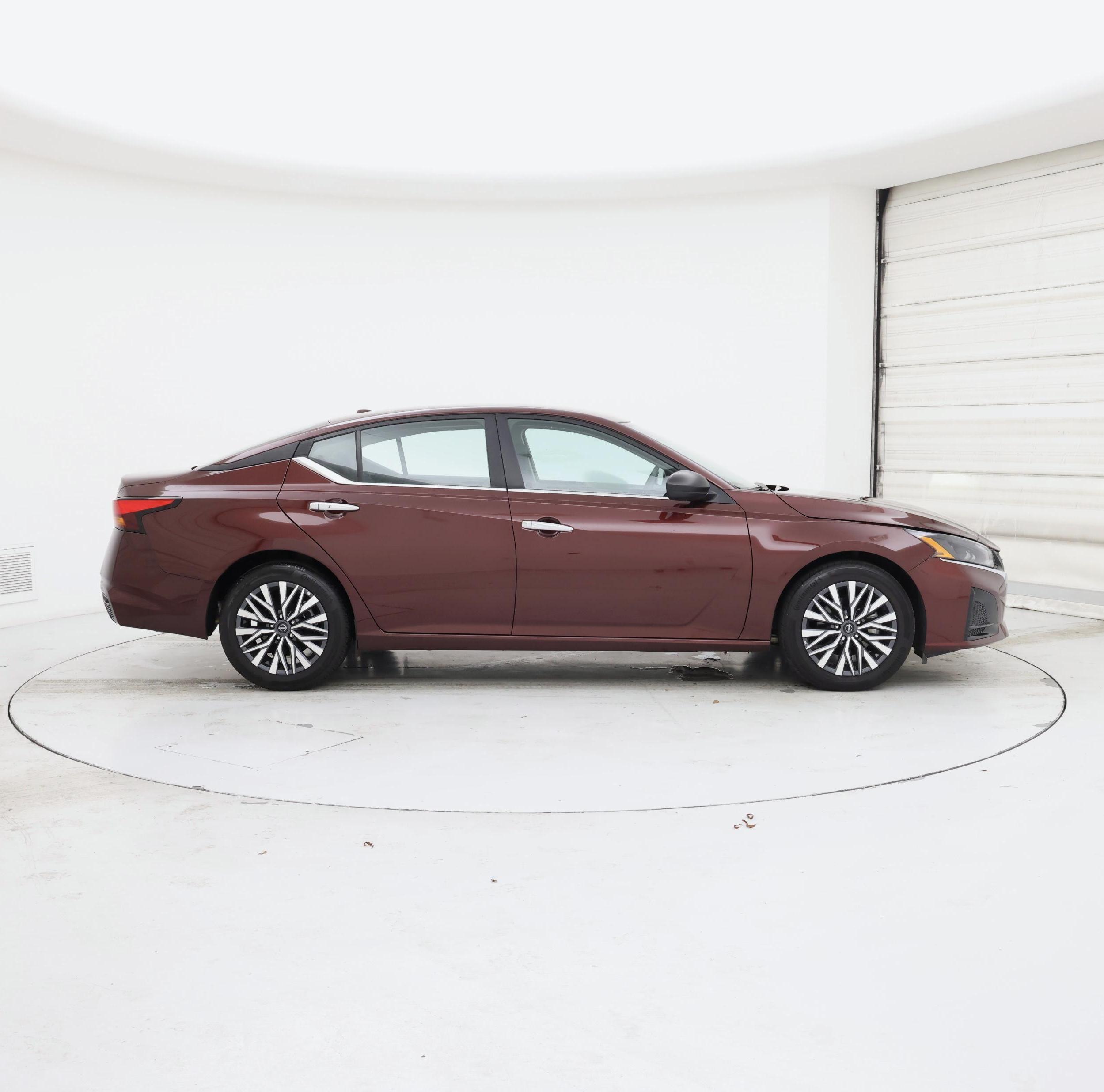 Thumbnail: 2025 Nissan Altima - 7