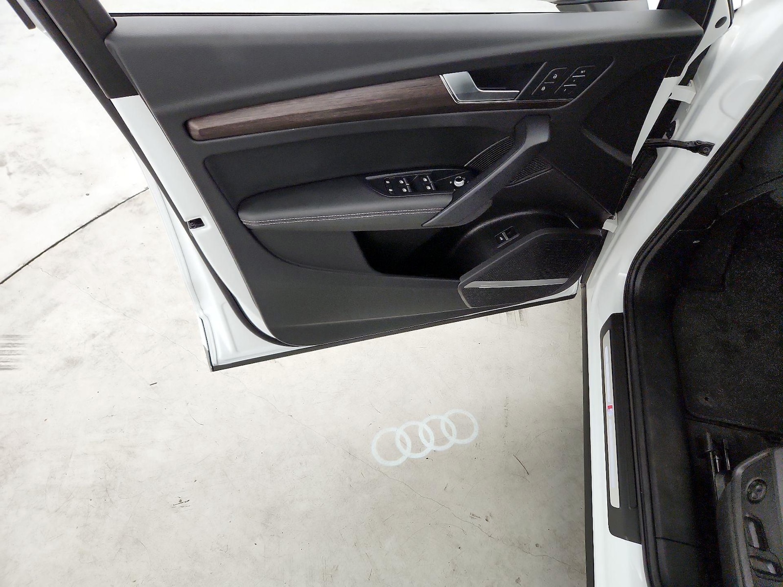 2024 Audi Q5 Premium Plus - Photo 13
