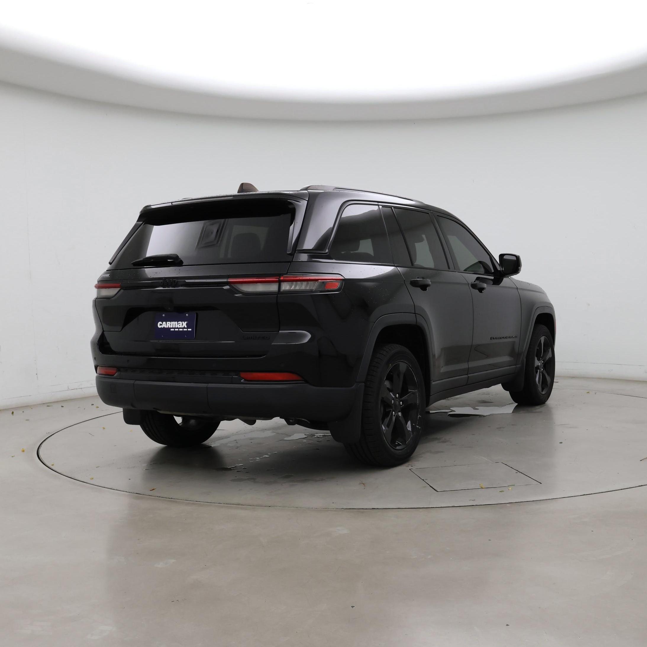 Thumbnail: 2023 Jeep Grand Cherokee - 8