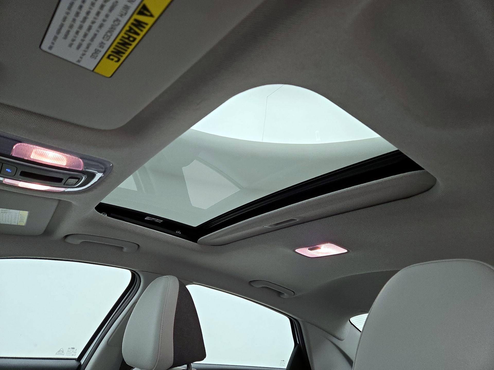 Thumbnail: 2025 Hyundai Elantra - 20