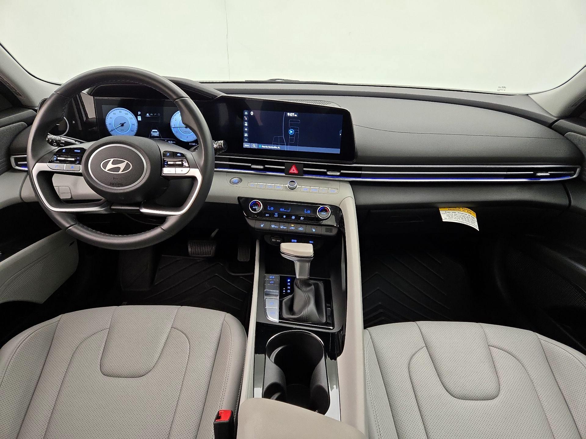Thumbnail: 2025 Hyundai Elantra - 9