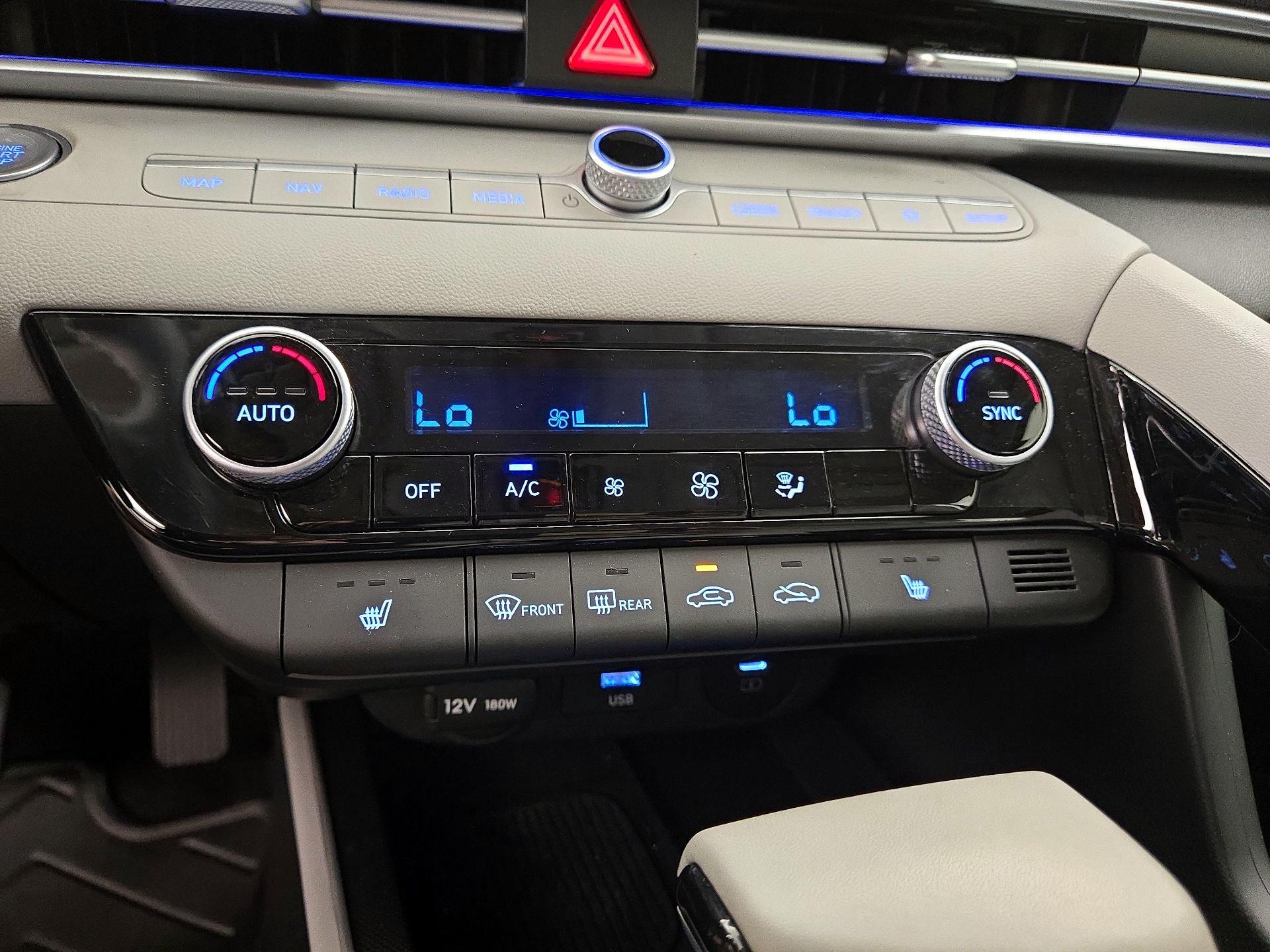 Thumbnail: 2025 Hyundai Elantra - 17