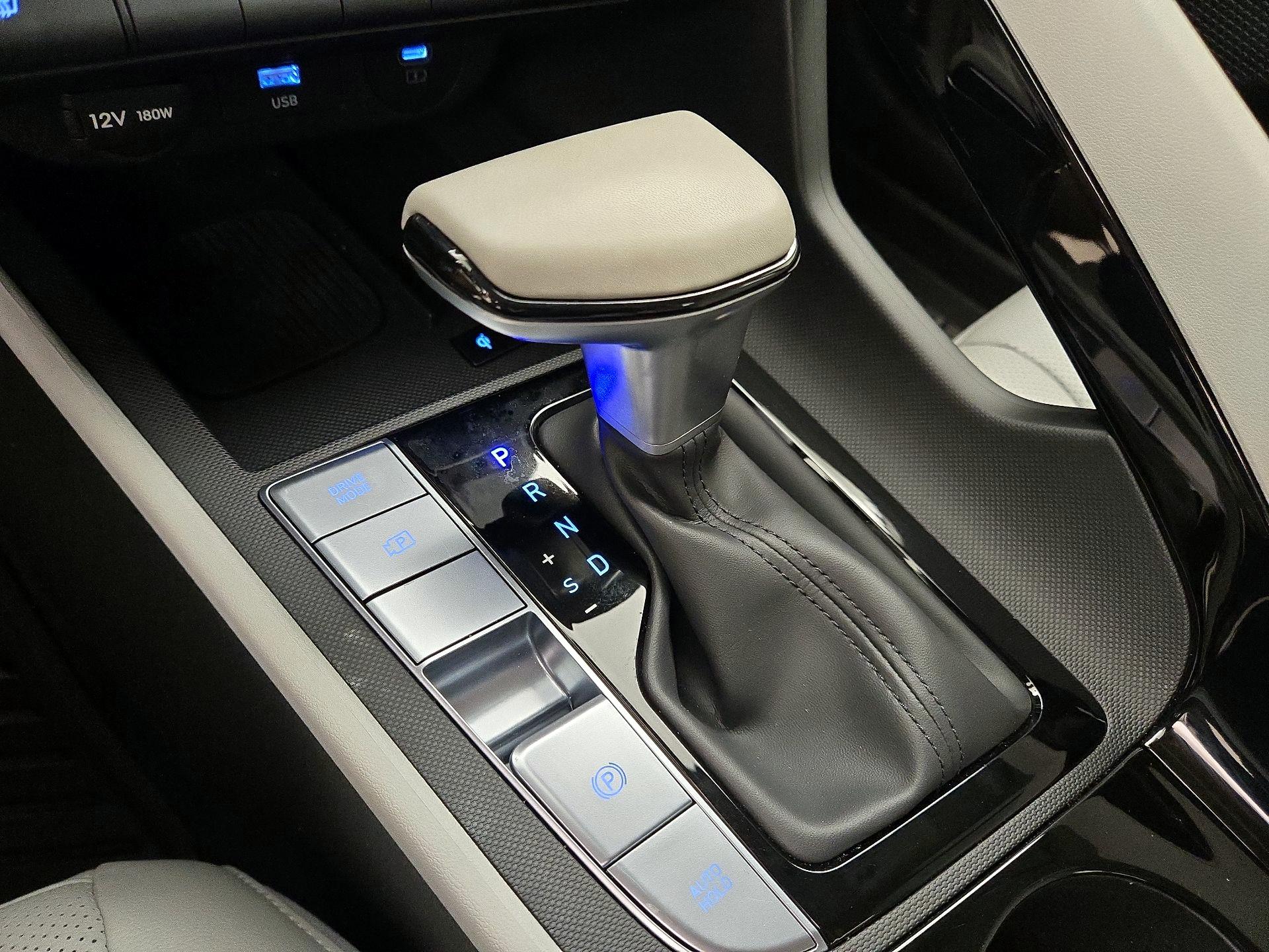 Thumbnail: 2025 Hyundai Elantra - 18