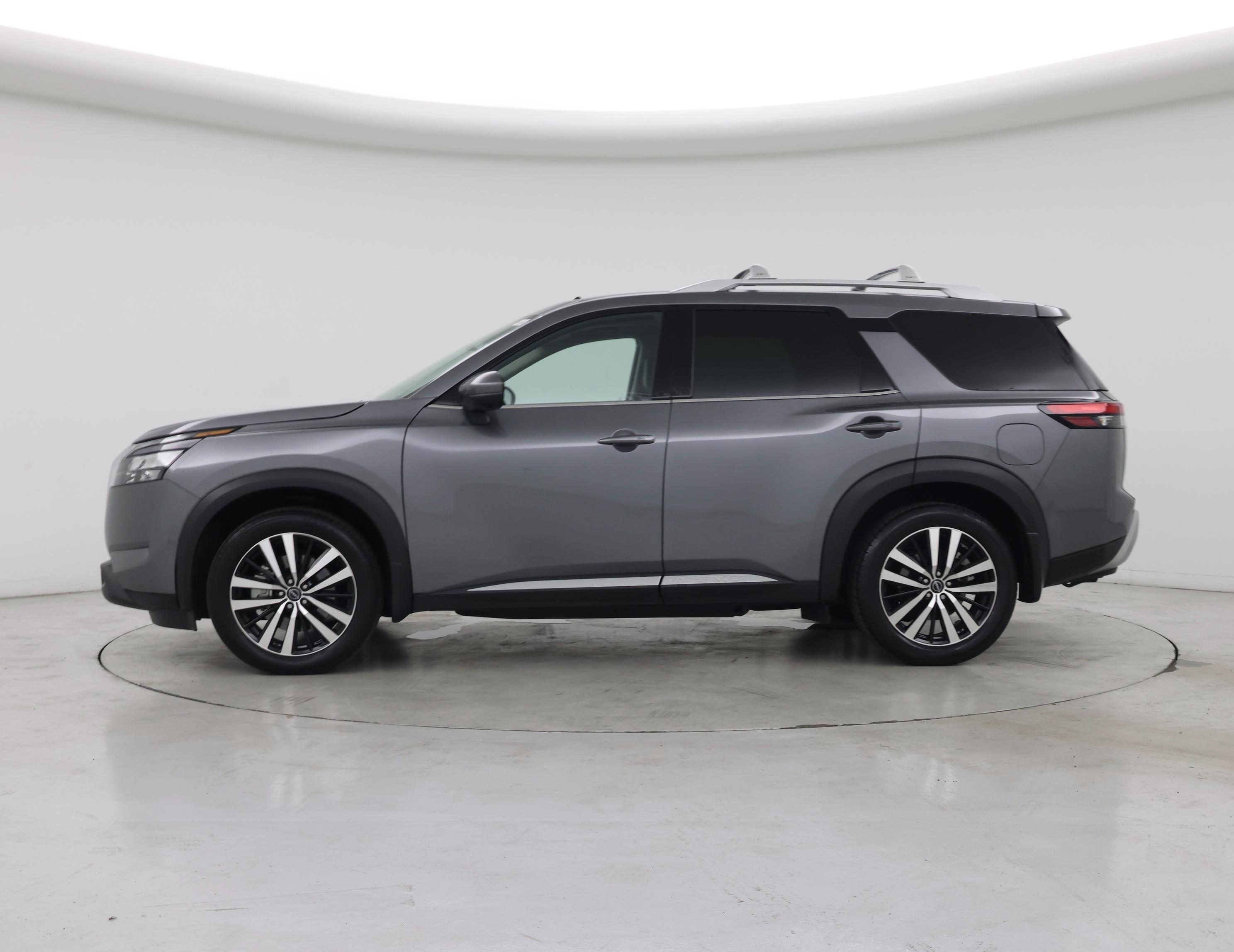 Thumbnail: 2025 Nissan Pathfinder - 3