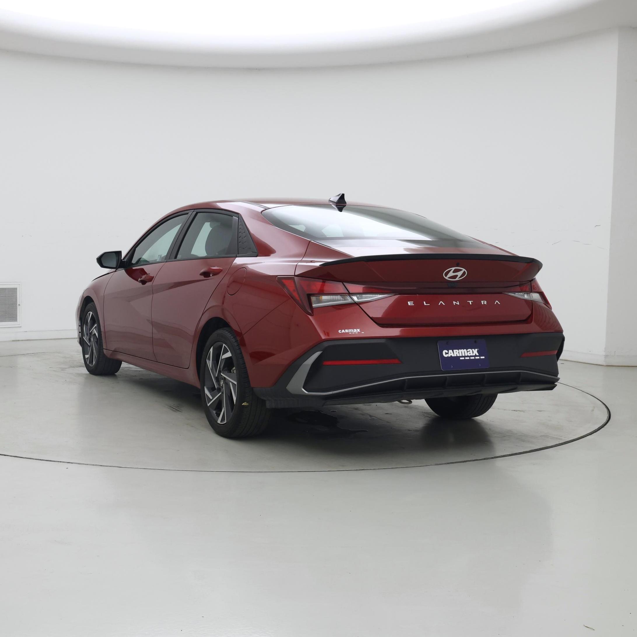 Thumbnail: 2025 Hyundai Elantra - 2