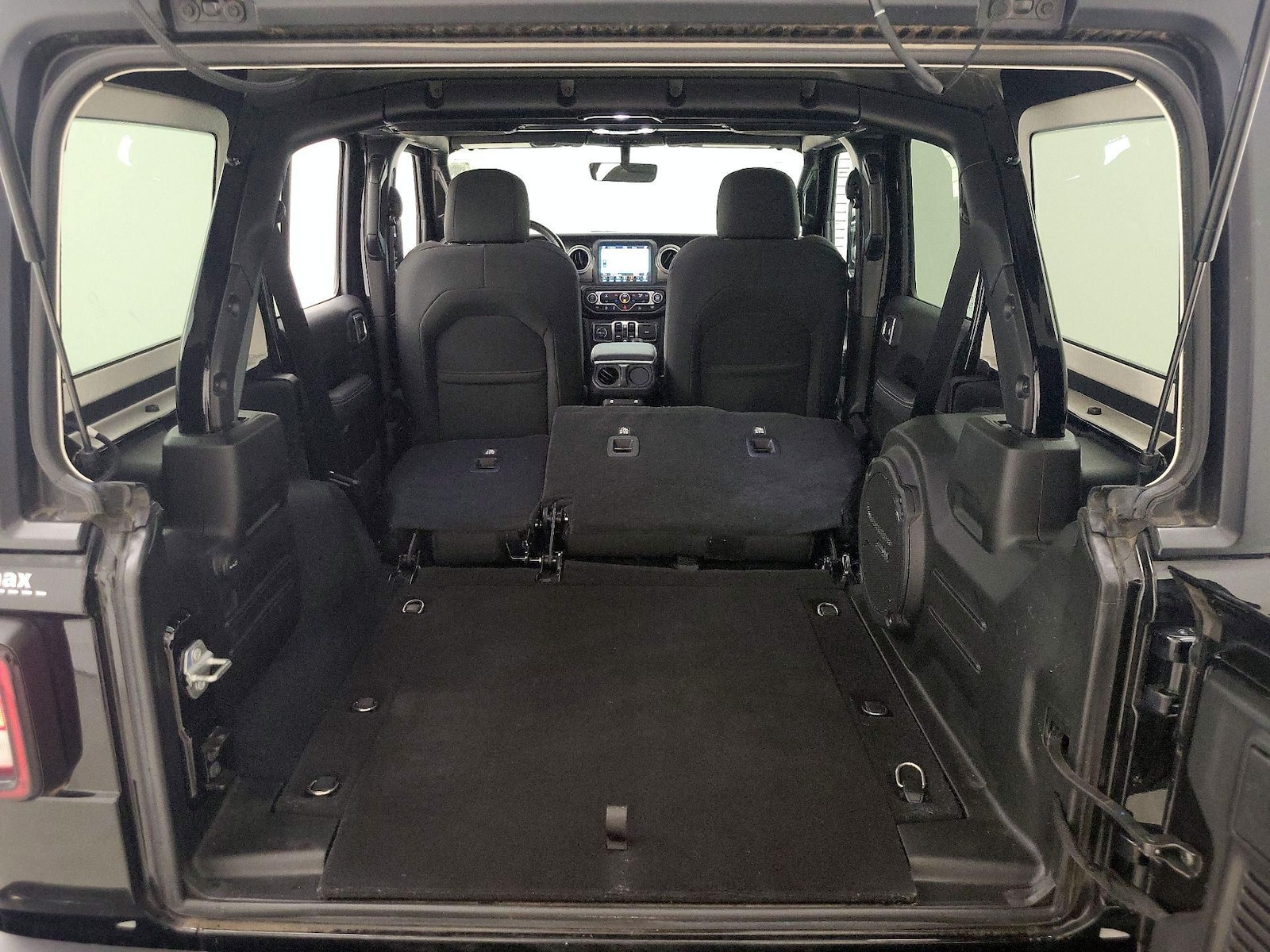 2022 Jeep Wrangler Unlimited Sahara - Photo 23