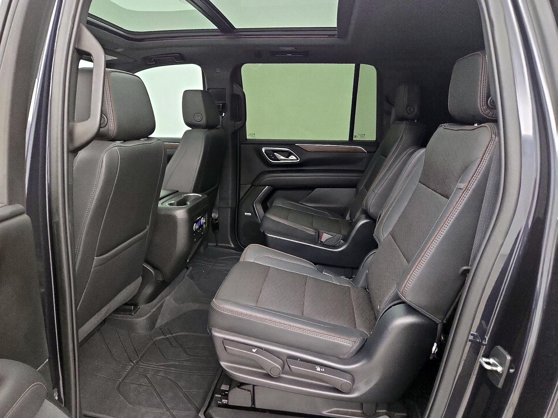 Thumbnail: 2022 Chevrolet Suburban - 20