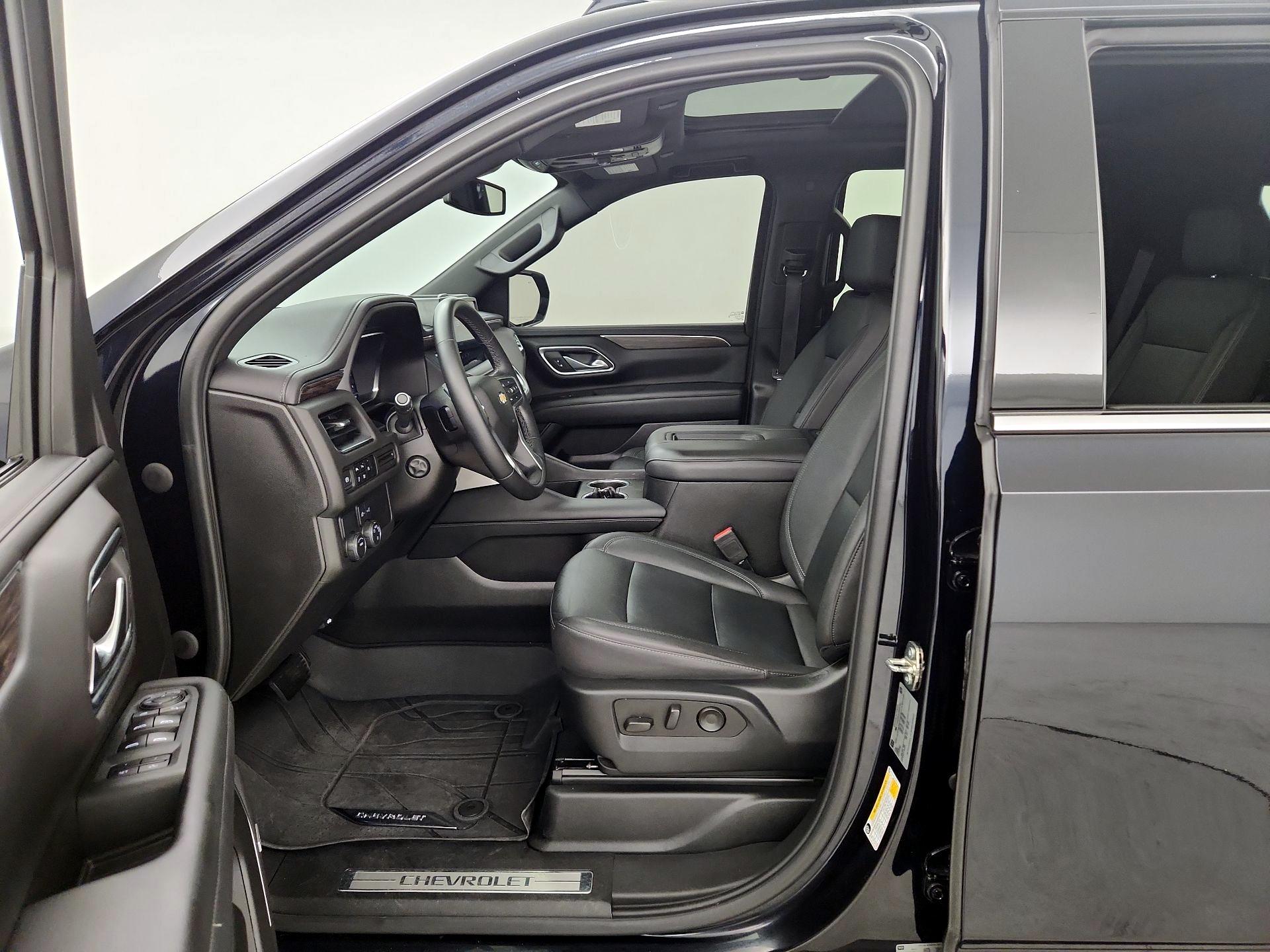 Thumbnail: 2023 Chevrolet Tahoe - 11