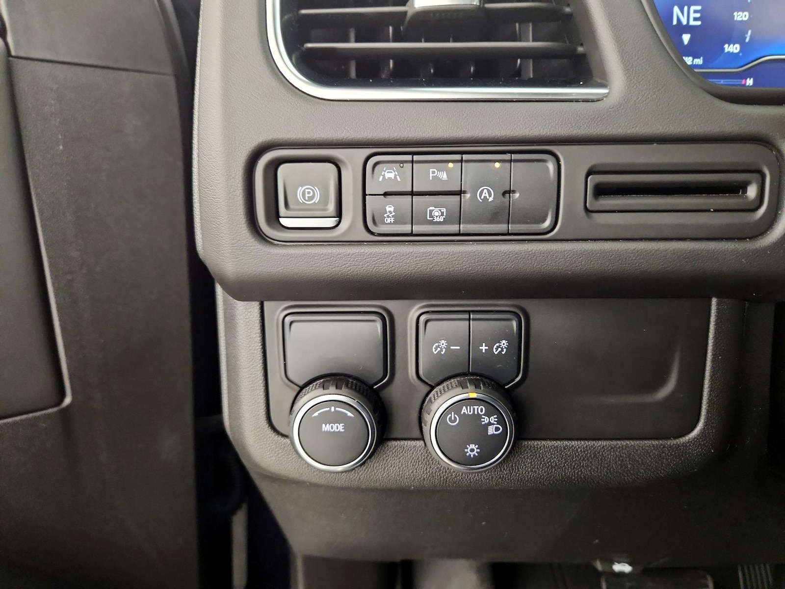 2023 Chevrolet Tahoe LT - Photo 14