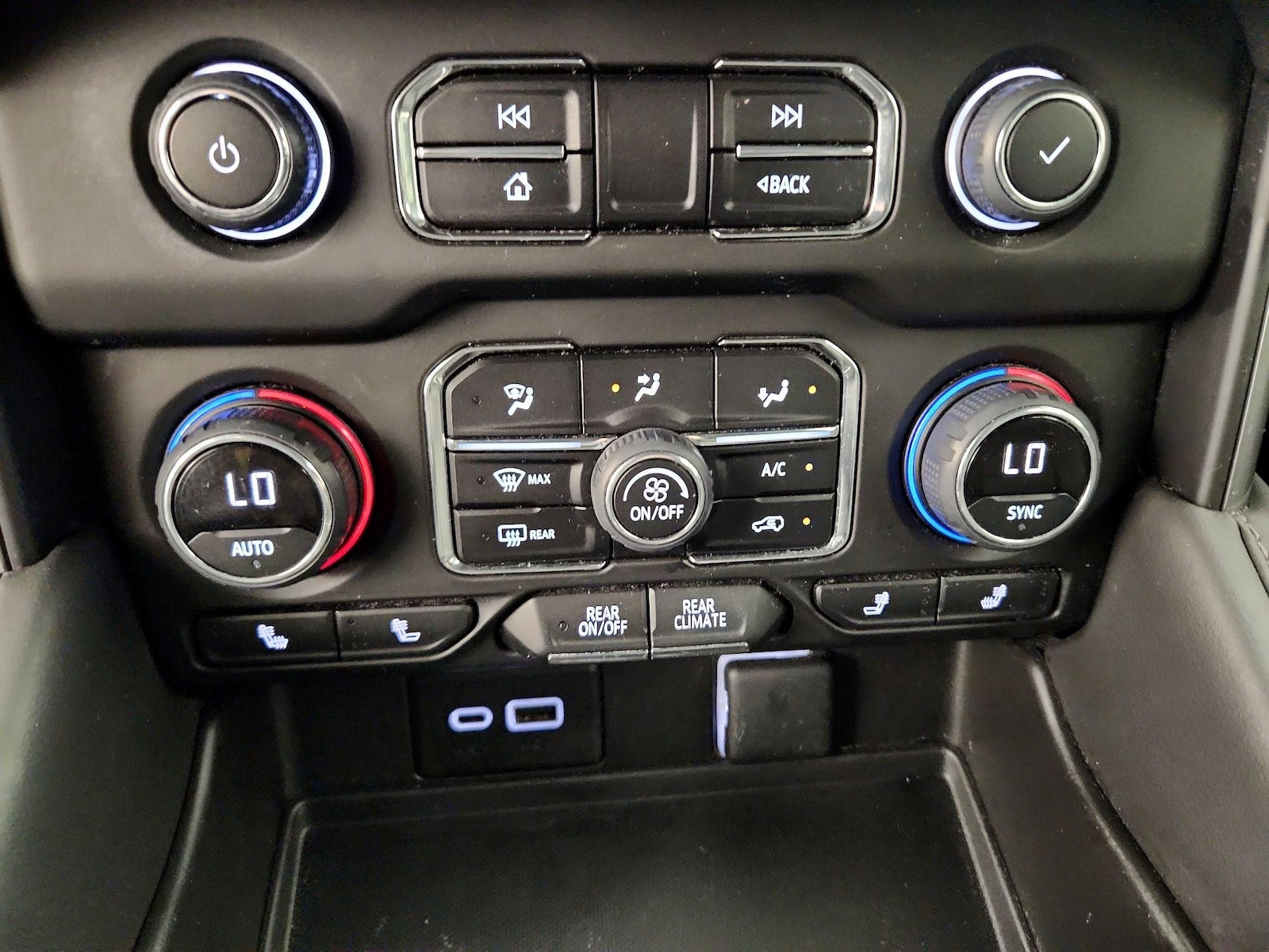 2023 Chevrolet Tahoe LT - Photo 17