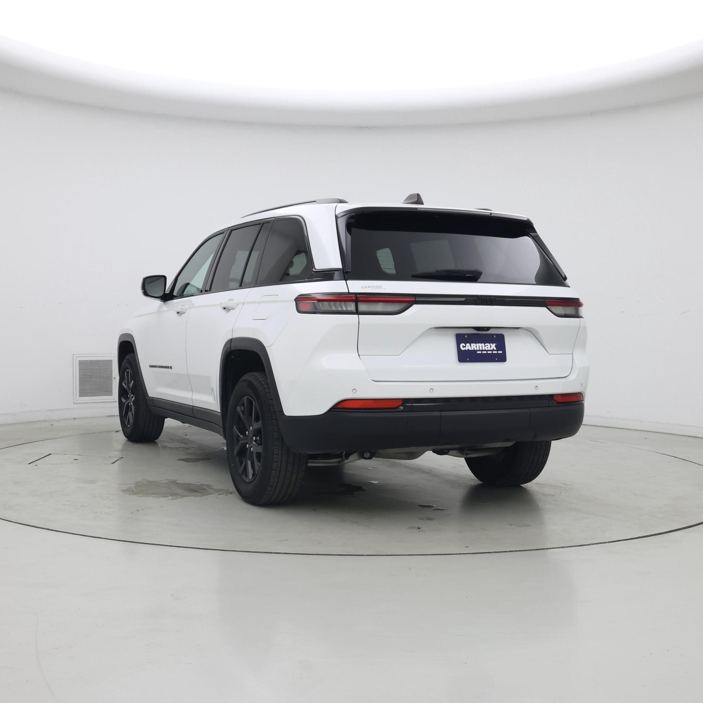 Thumbnail: 2024 Jeep Grand Cherokee - 2
