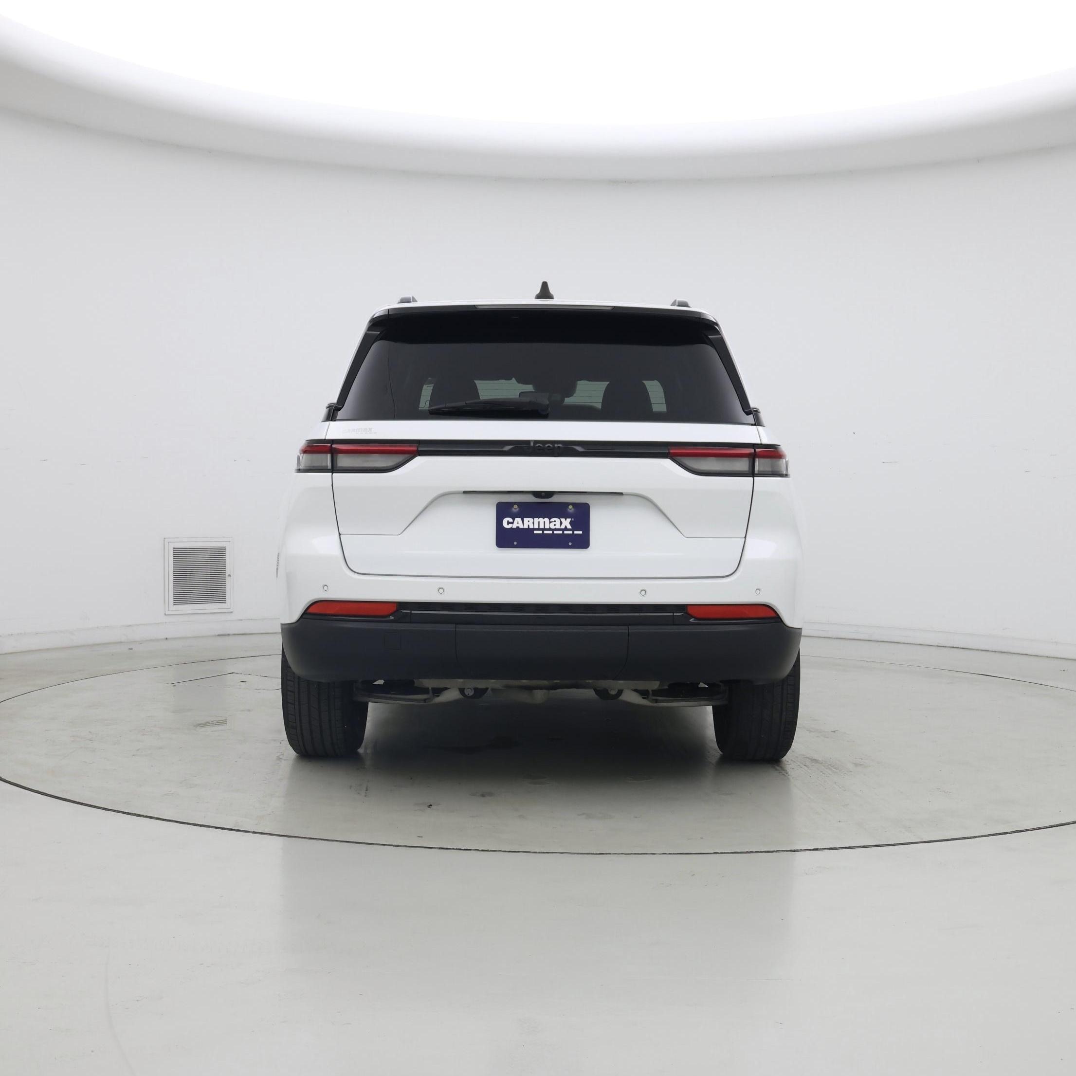Thumbnail: 2024 Jeep Grand Cherokee - 6
