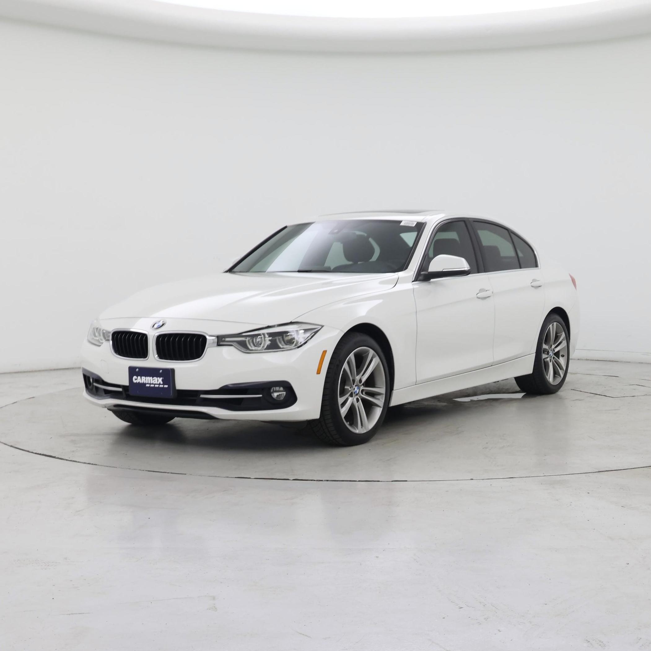 Thumbnail: 2018 BMW 3 Series - 4