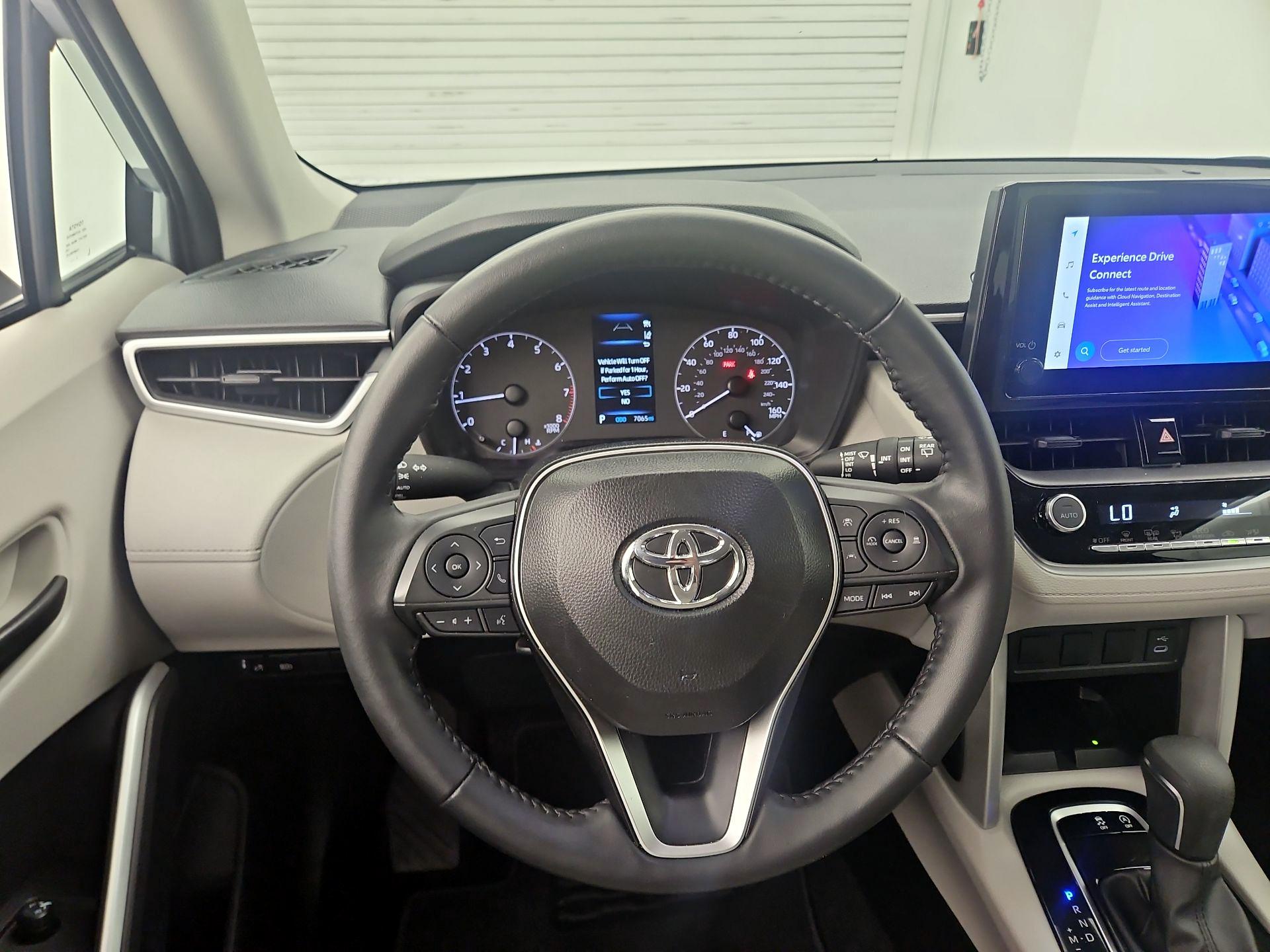 Thumbnail: 2025 Toyota Corolla Cross - 10