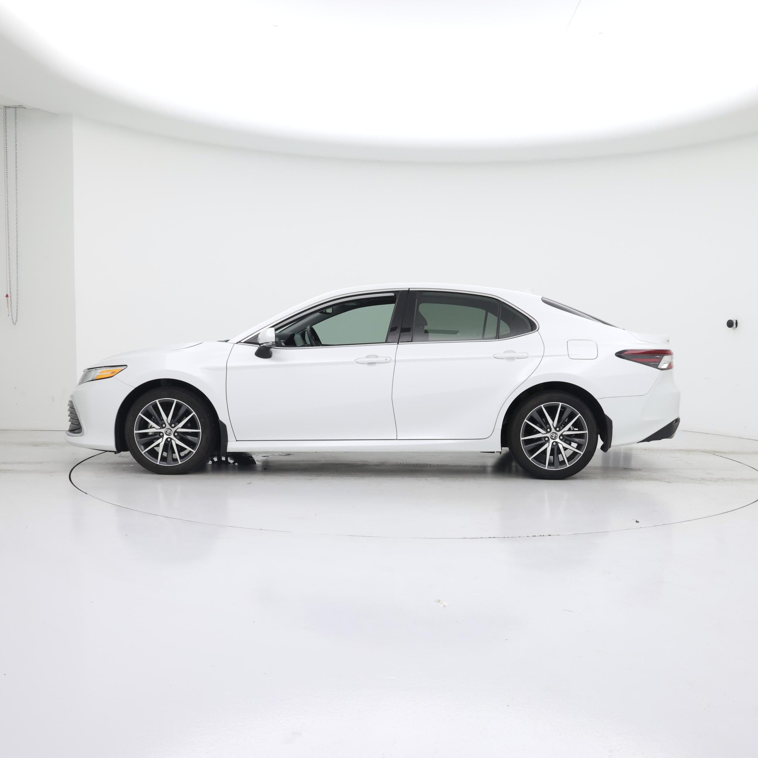 Thumbnail: 2024 Toyota Camry - 3