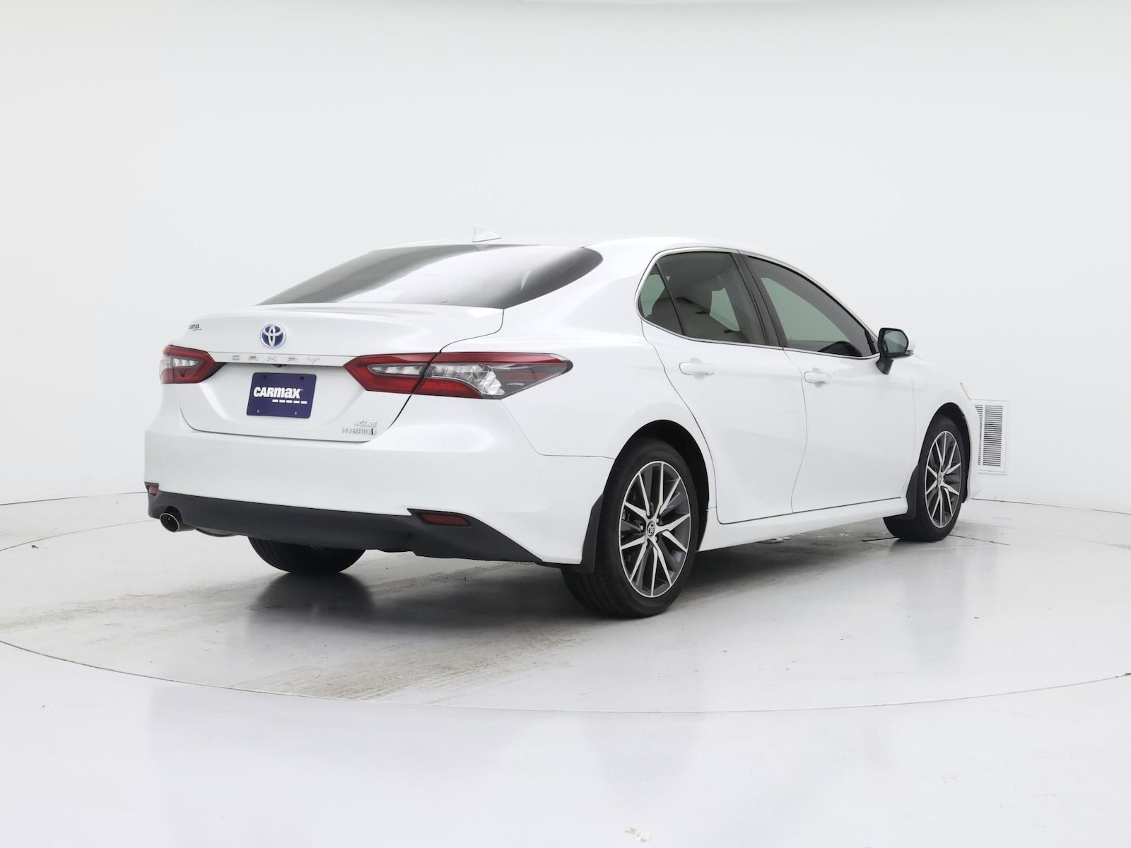 2024 Toyota Camry XLE - Photo 9