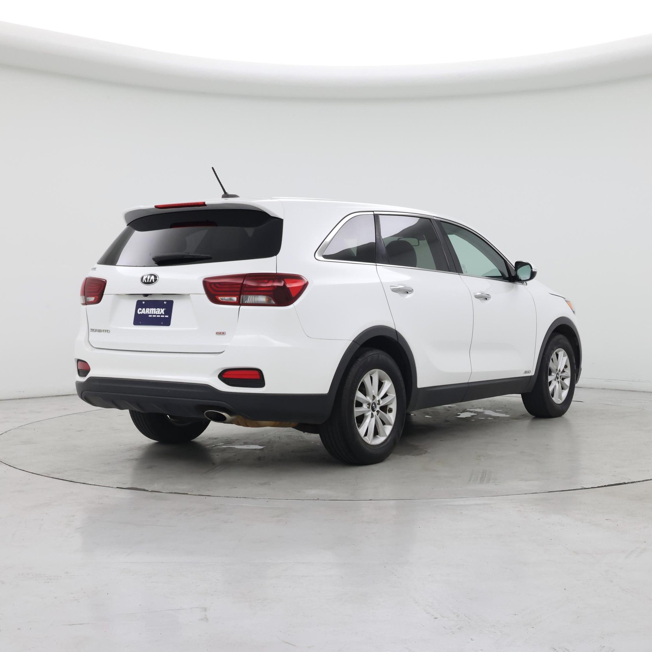 Thumbnail: 2020 Kia Sorento - 8