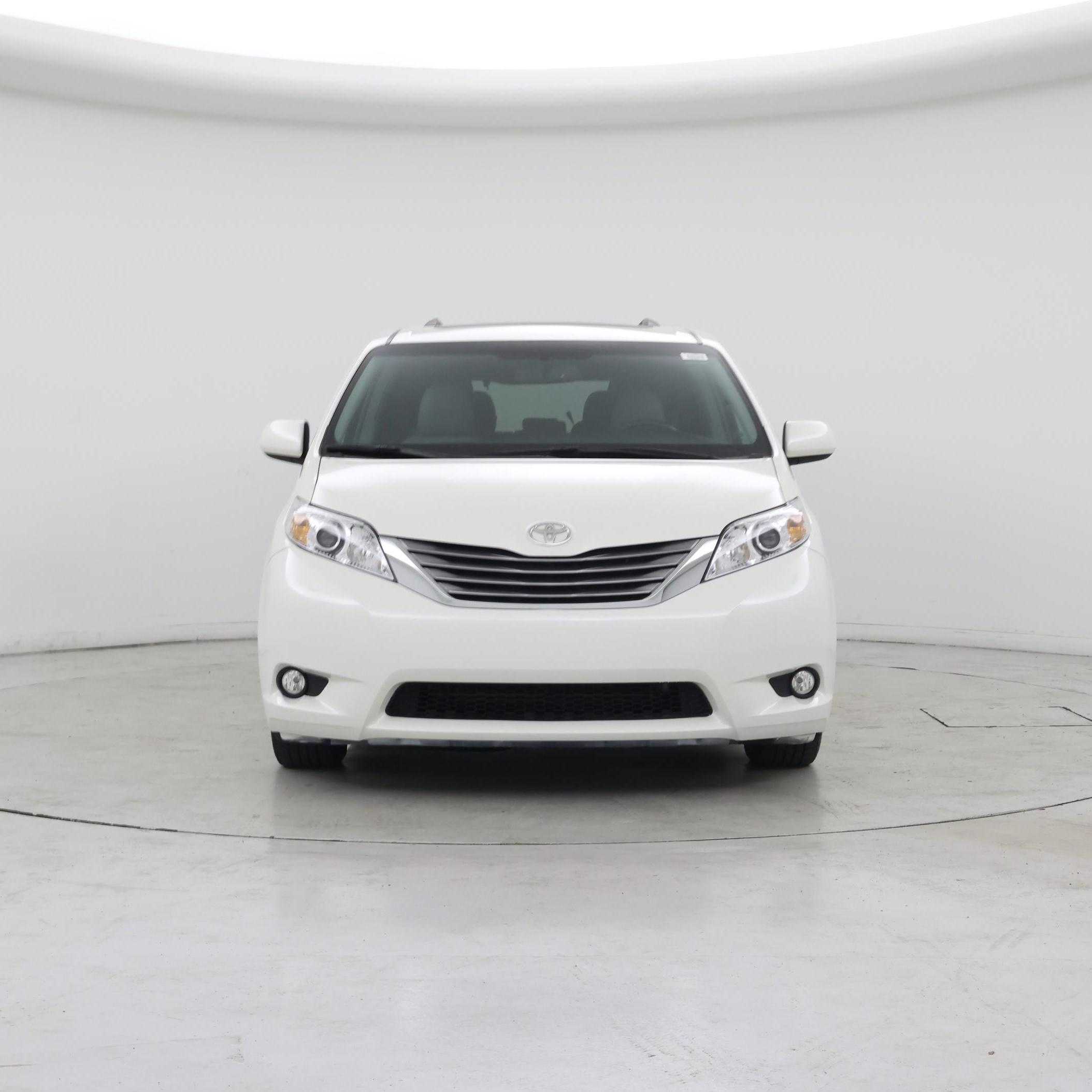 Thumbnail: 2017 Toyota Sienna - 5