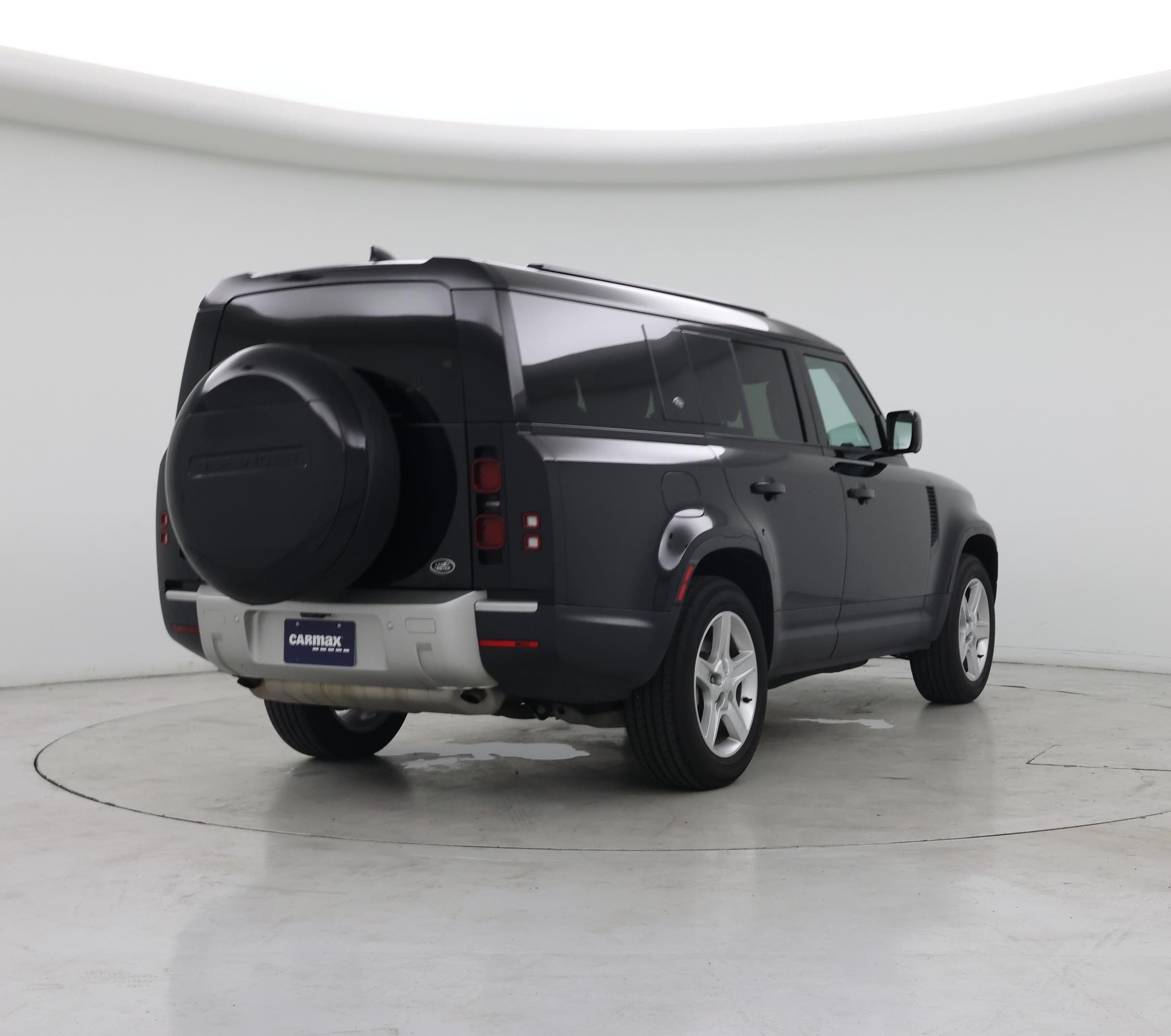 Thumbnail: 2023 Land Rover Defender - 8