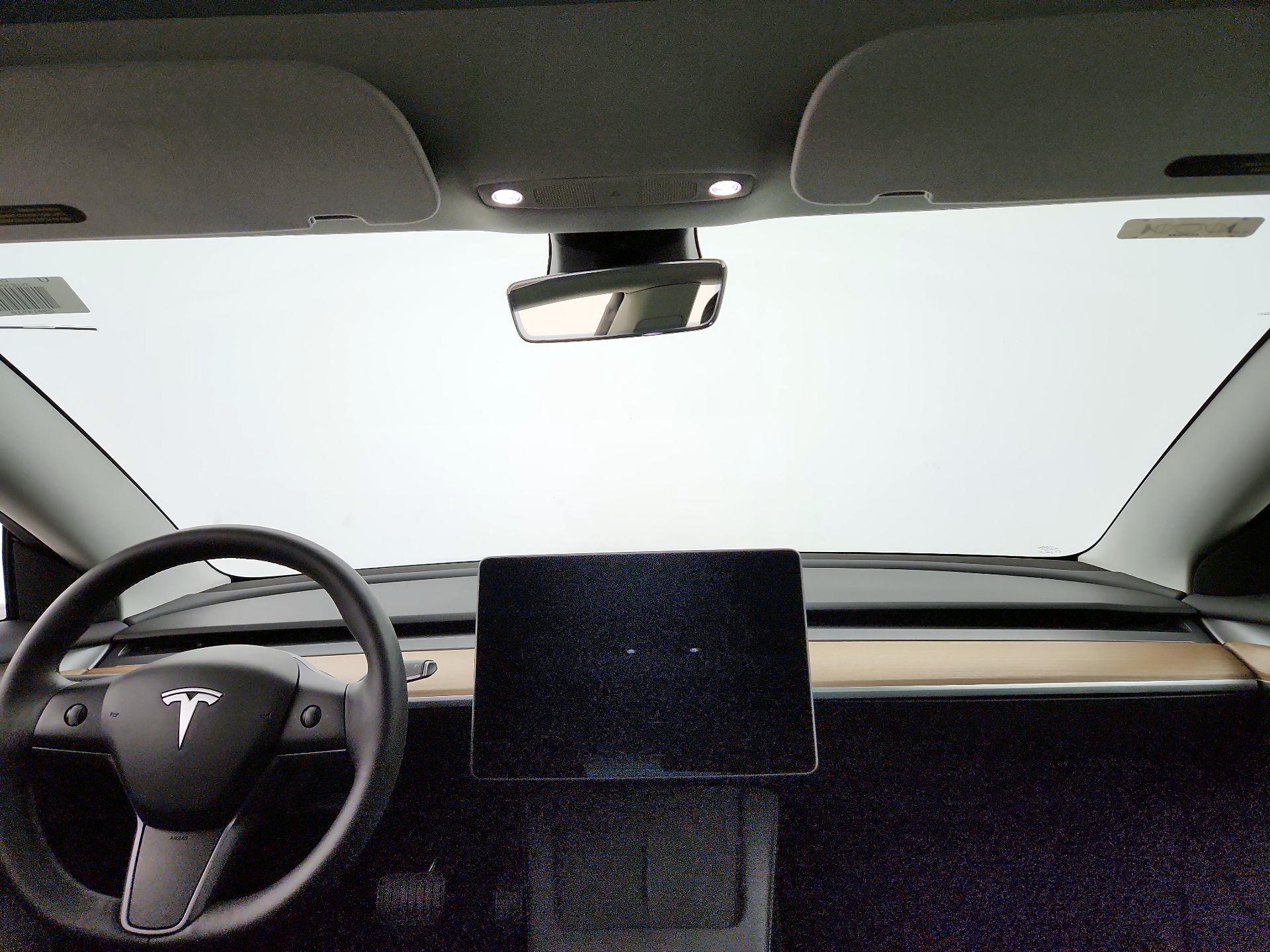 Thumbnail: 2023 Tesla Model 3 - 9