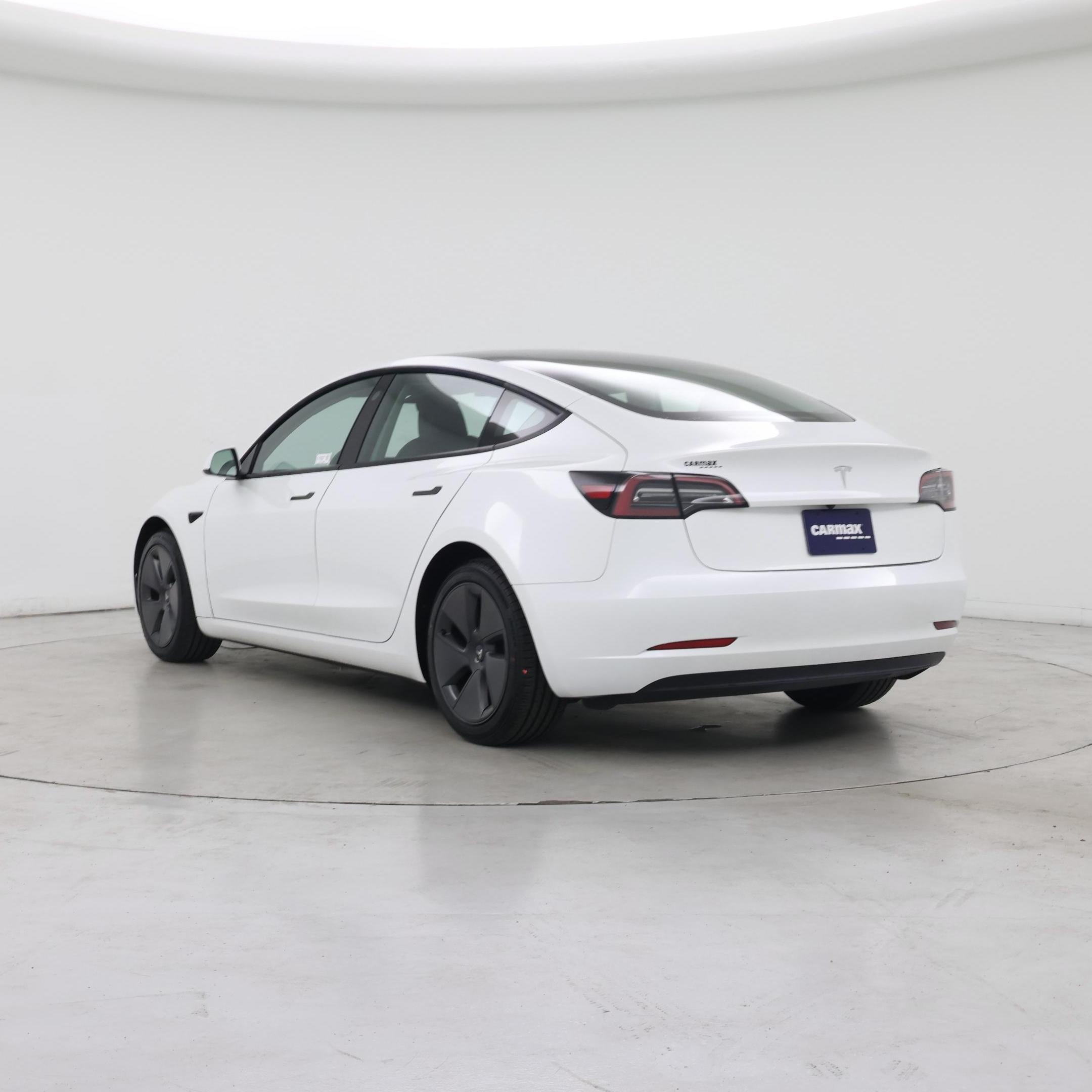 Thumbnail: 2023 Tesla Model 3 - 2