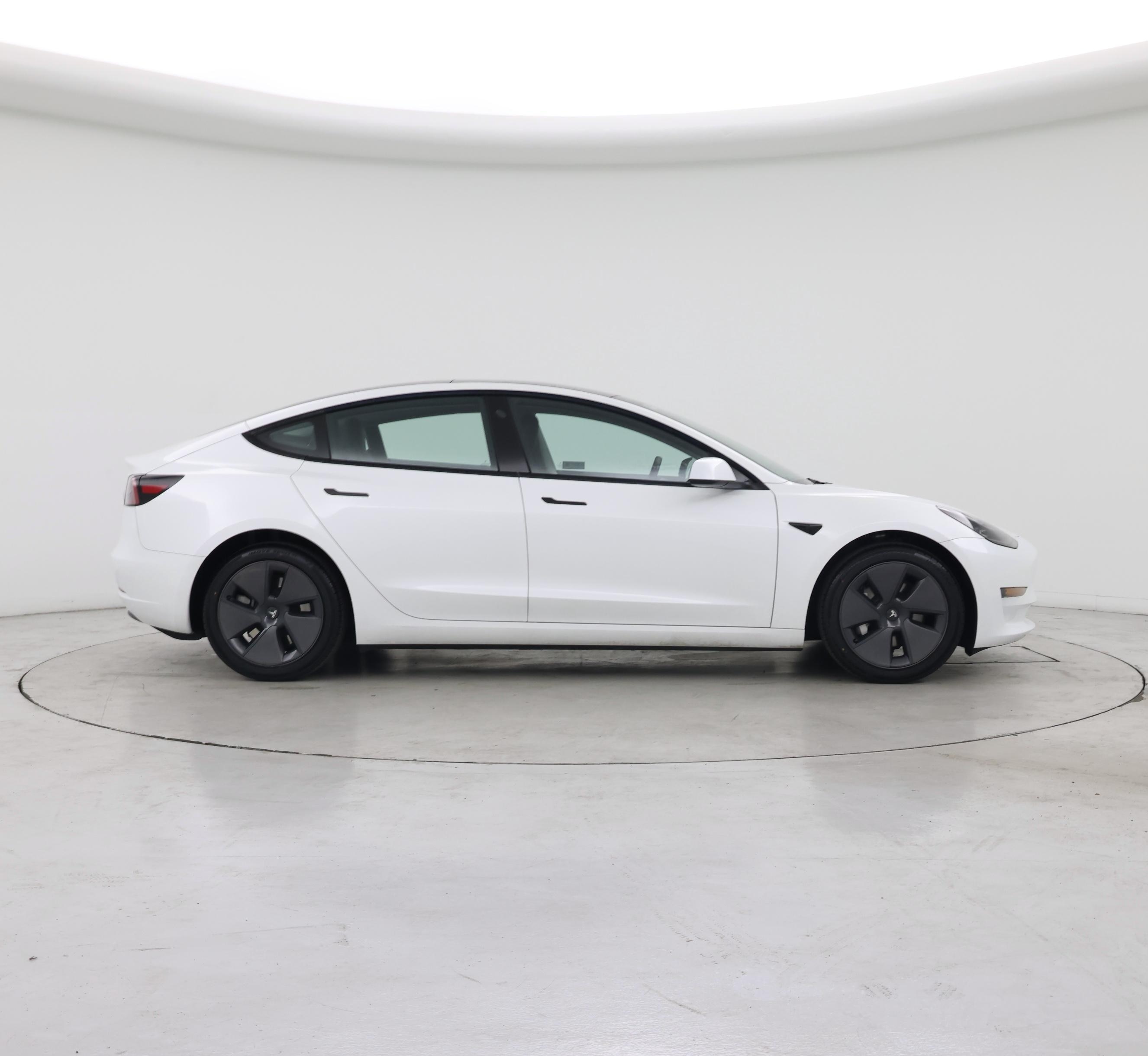 Thumbnail: 2023 Tesla Model 3 - 7