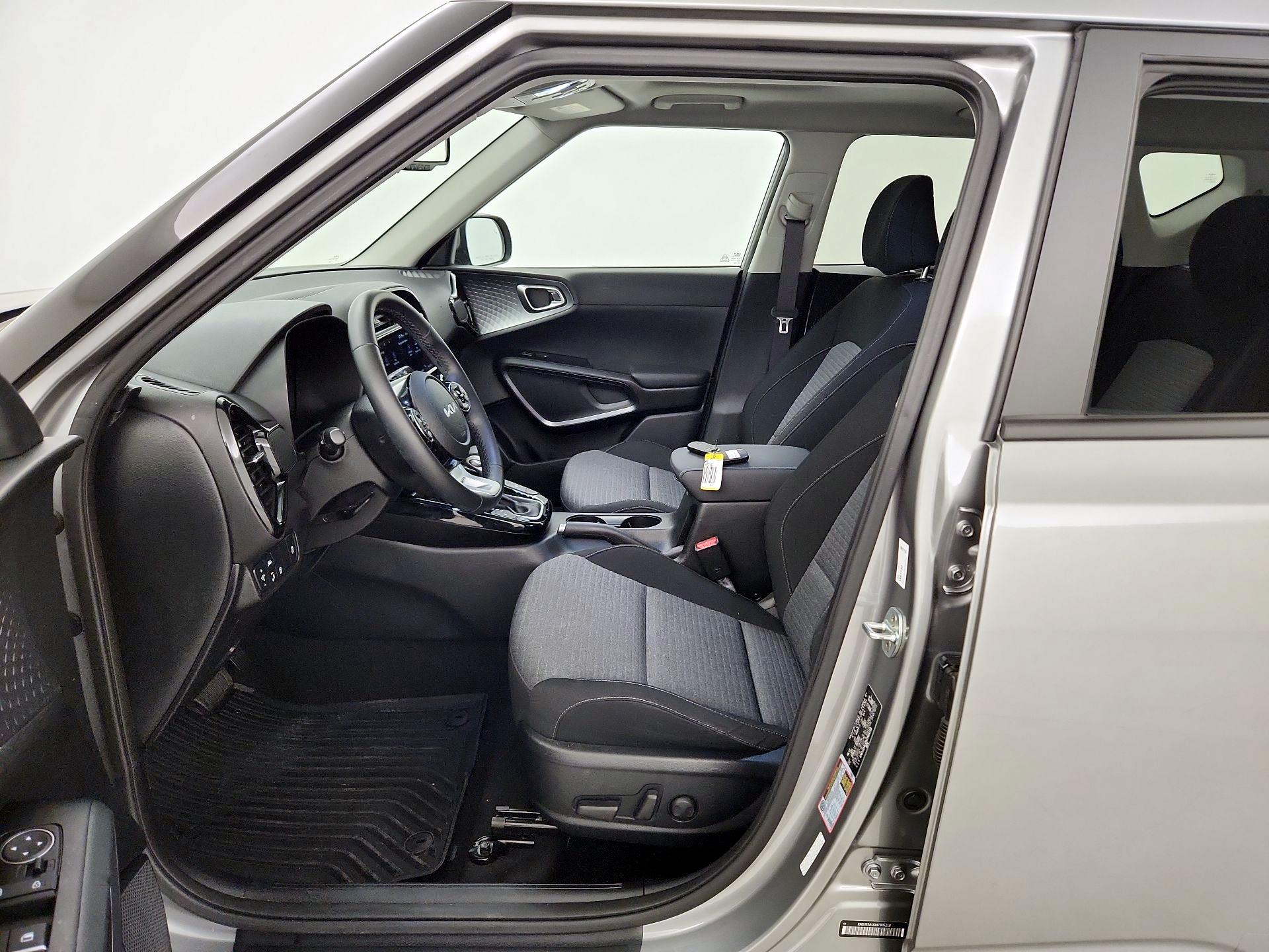Thumbnail: 2022 Kia Soul - 11