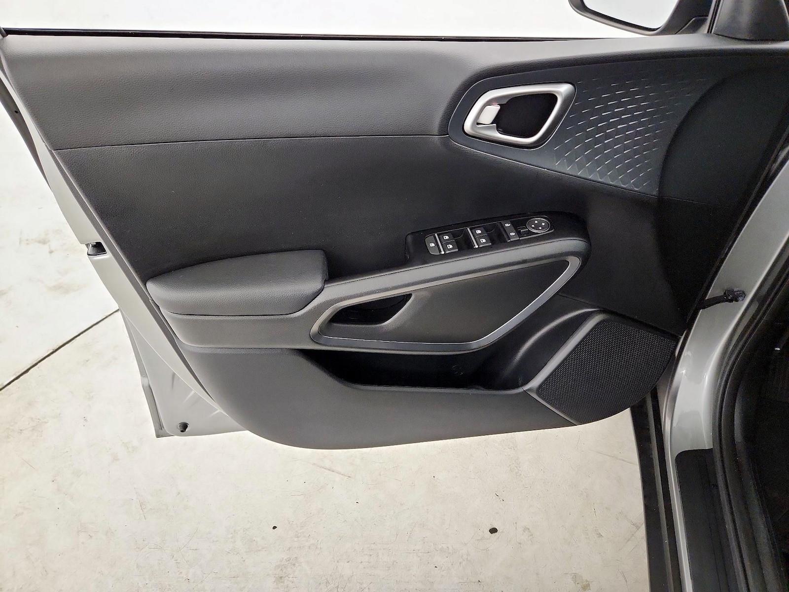 2022 Kia Soul EX - Photo 13