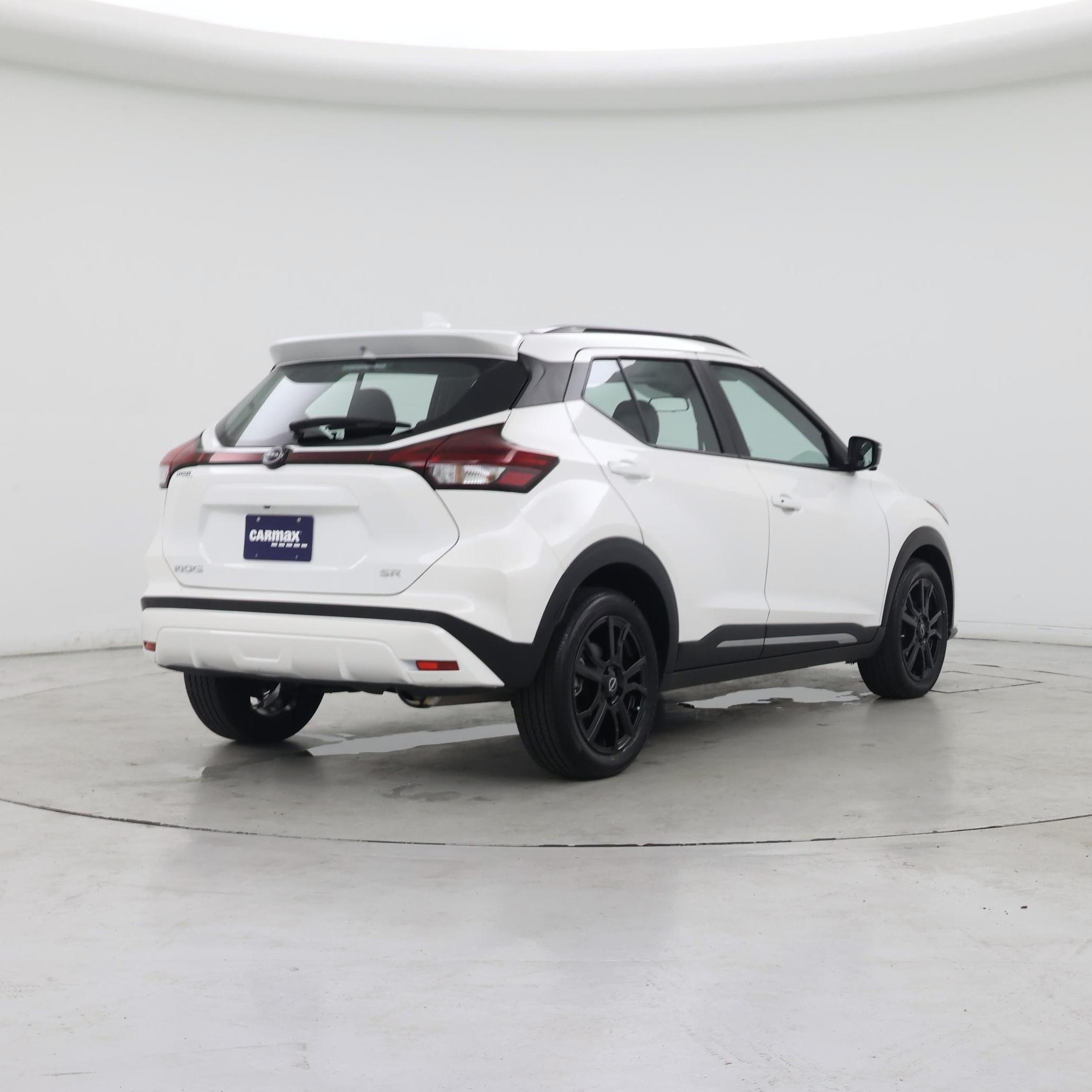 Thumbnail: 2024 Nissan Kicks - 8