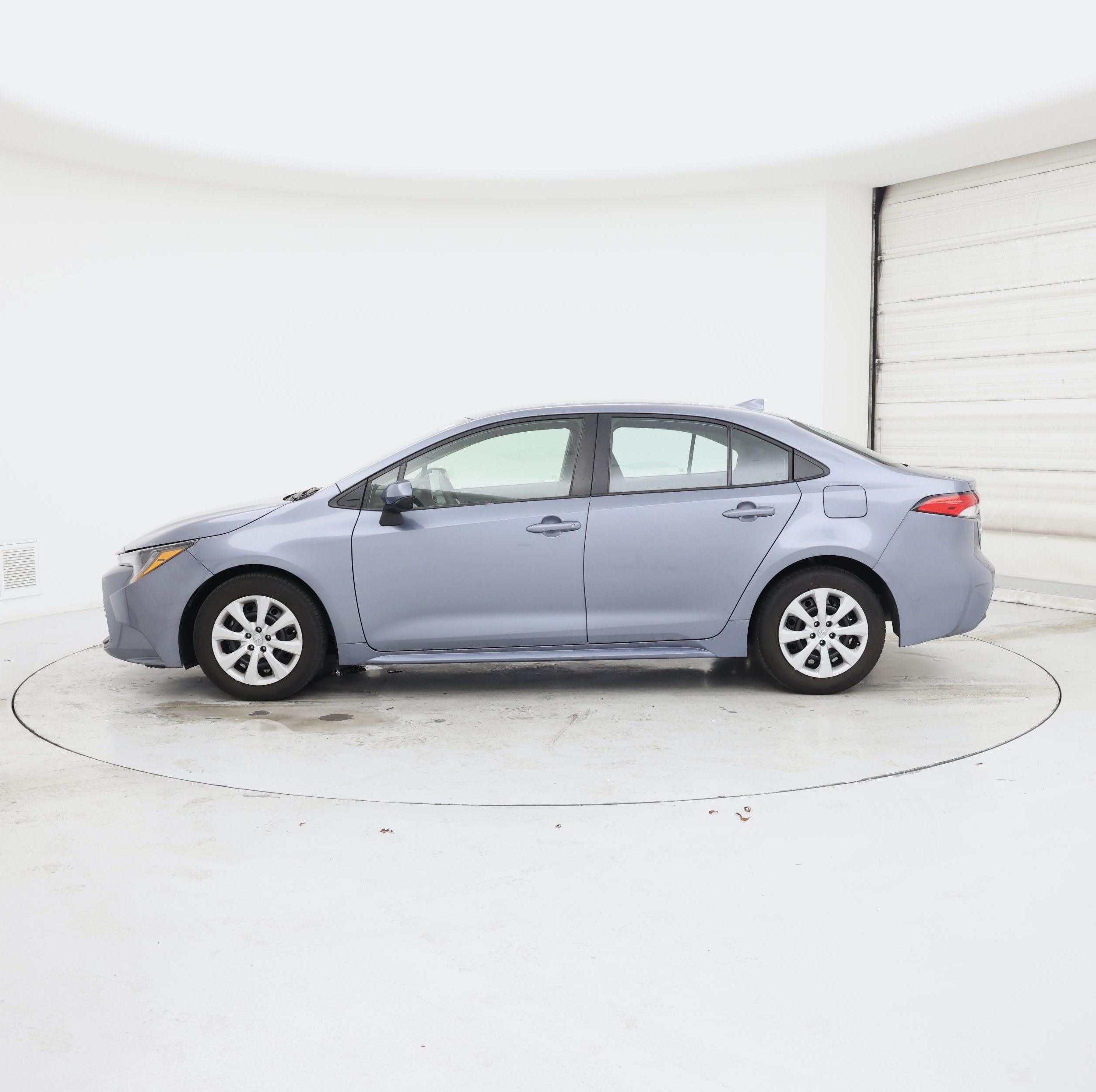 Thumbnail: 2025 Toyota Corolla - 3