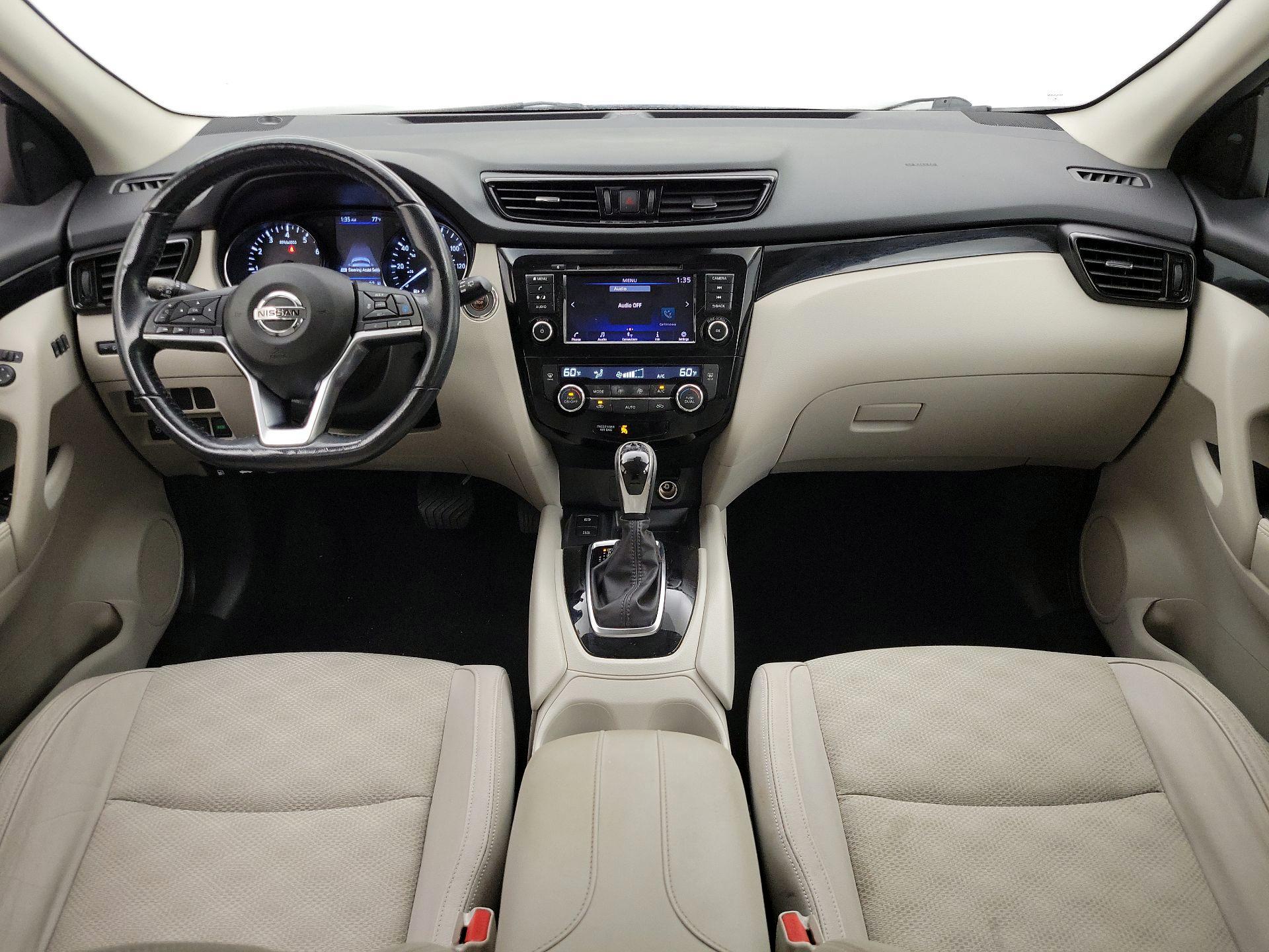 Thumbnail: 2022 Nissan Rogue Sport - 9