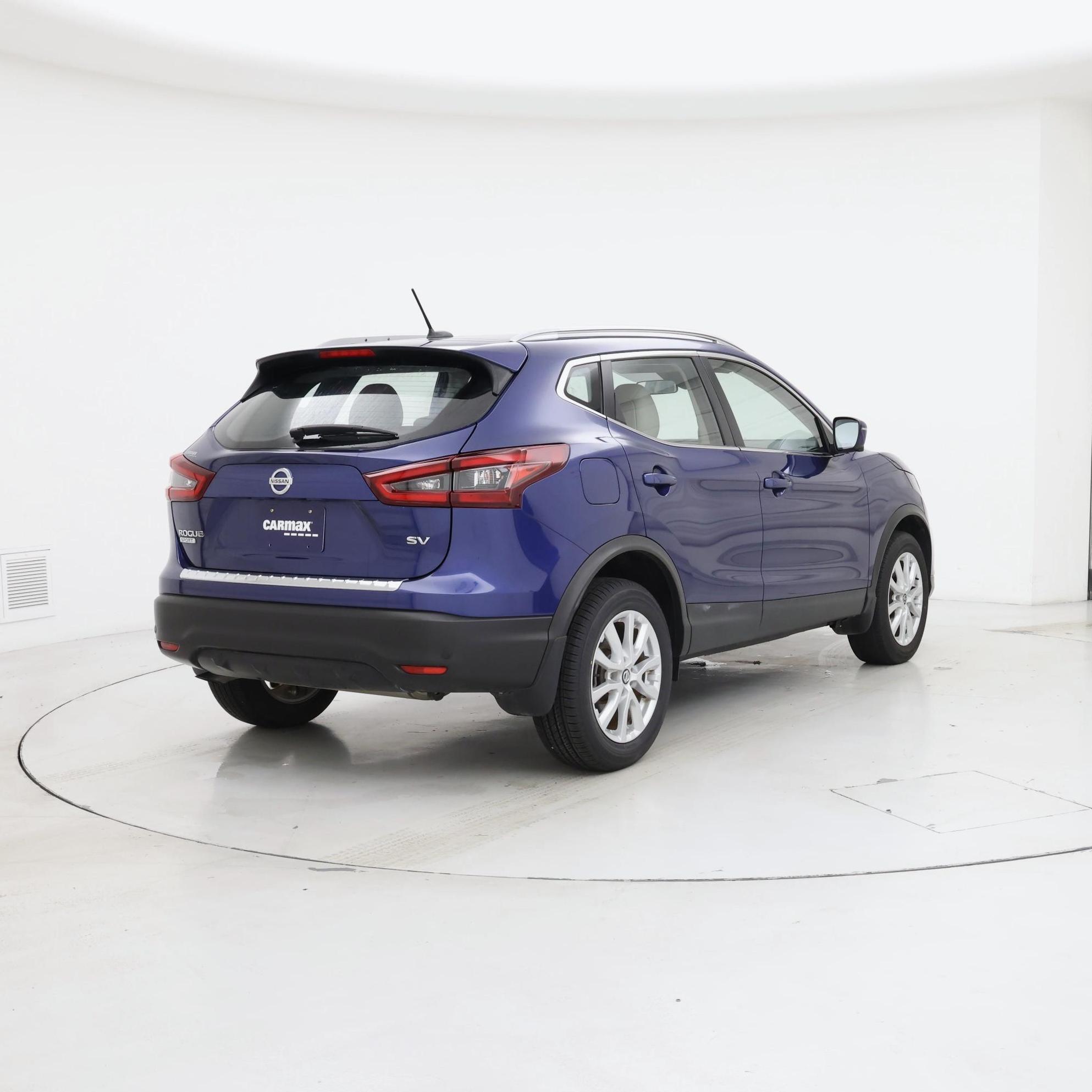 Thumbnail: 2022 Nissan Rogue Sport - 8