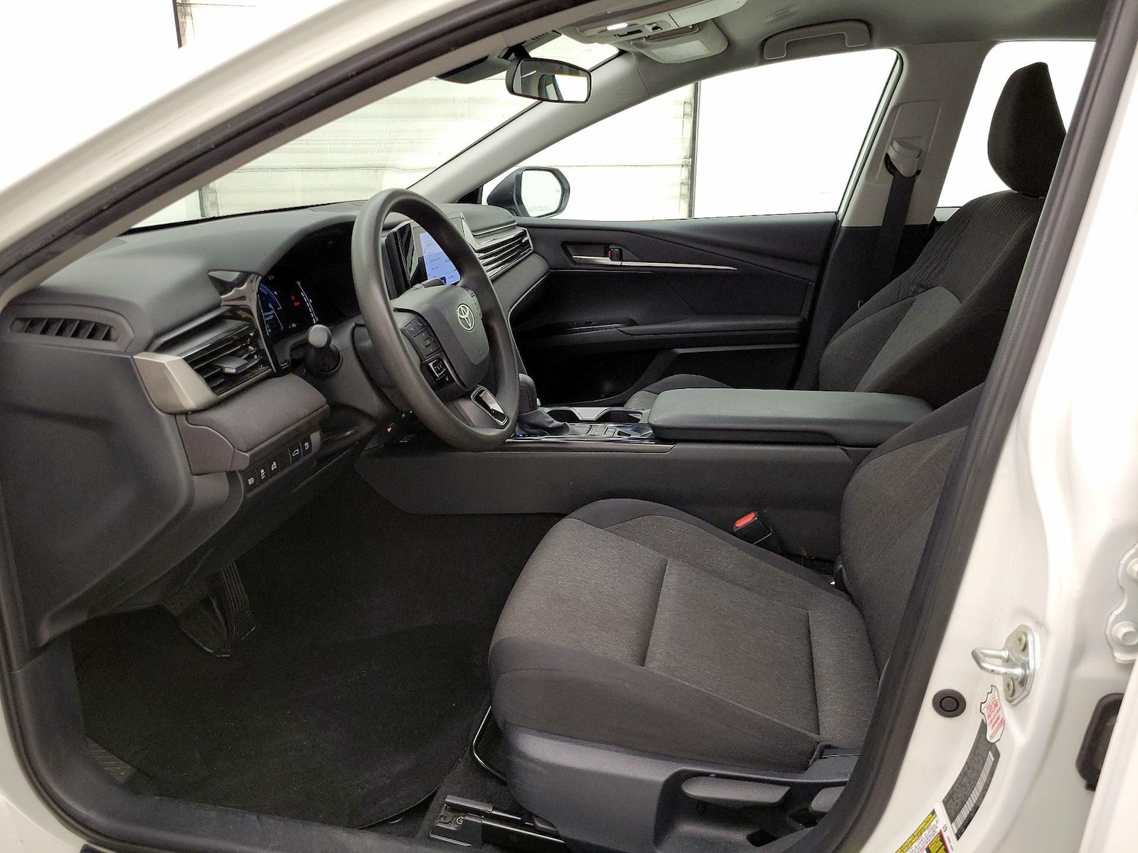 2025 Toyota Camry LE - Photo 12