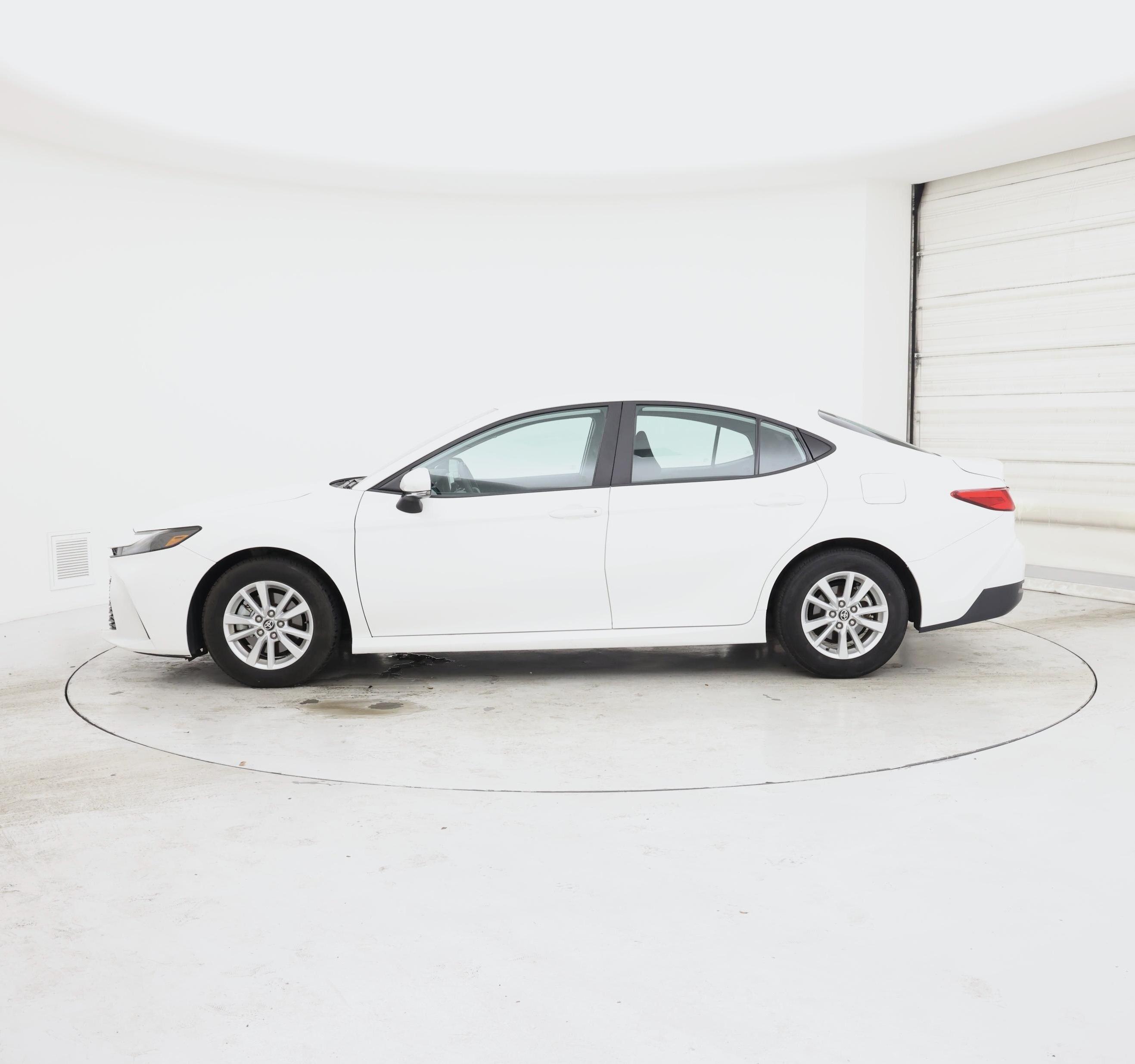 Thumbnail: 2025 Toyota Camry - 3