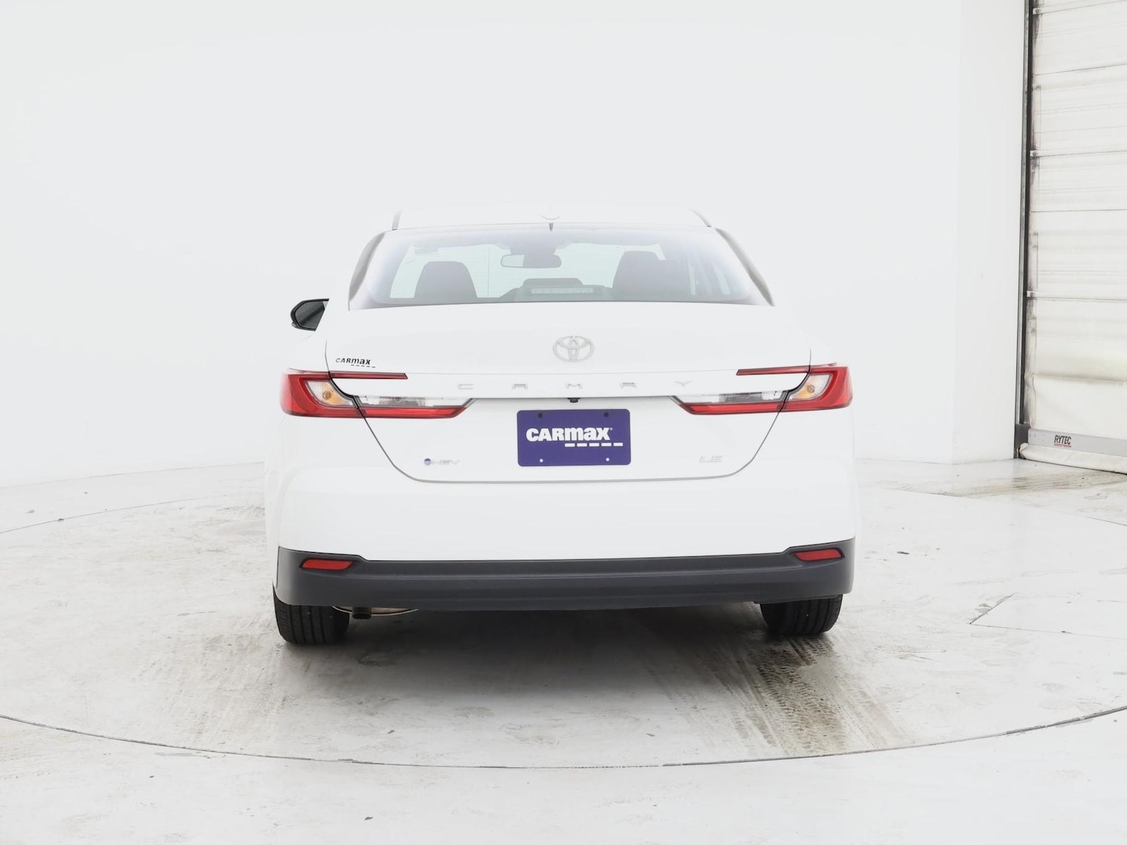 2025 Toyota Camry LE - Photo 7