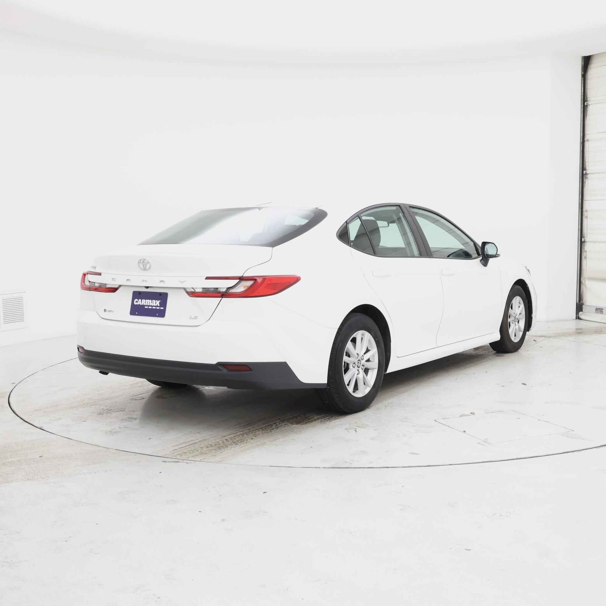 Thumbnail: 2025 Toyota Camry - 8