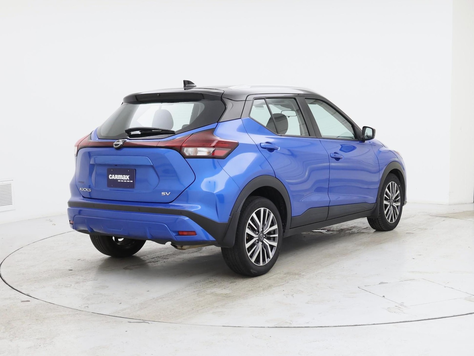 2023 Nissan Kicks SV - Photo 9