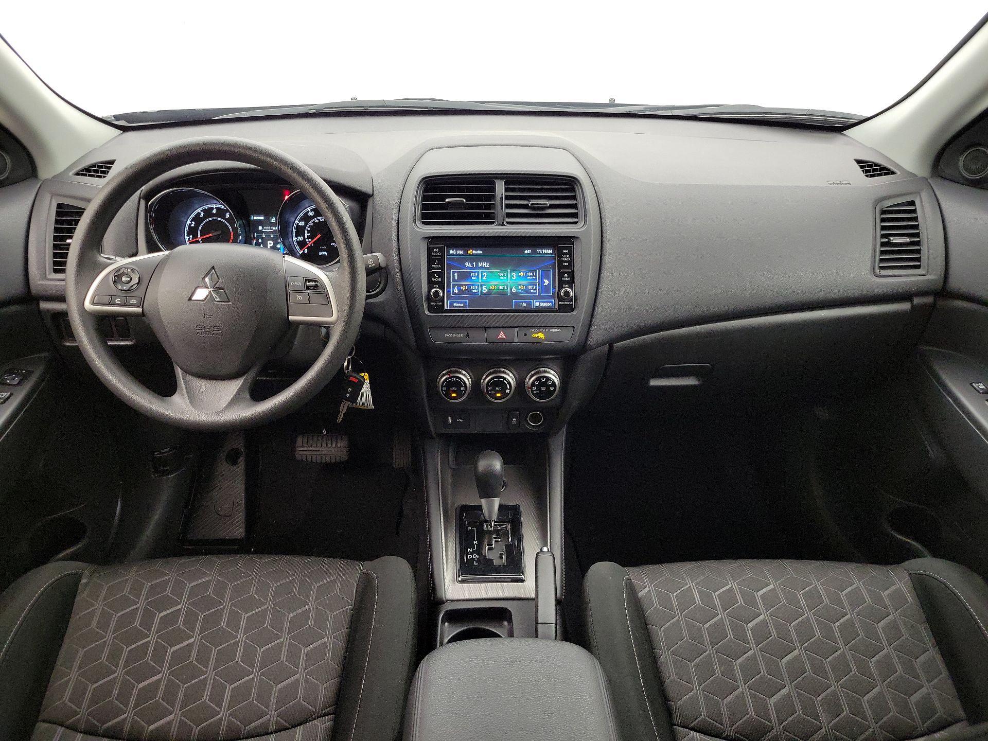 Thumbnail: 2025 Mitsubishi Outlander Sport - 9