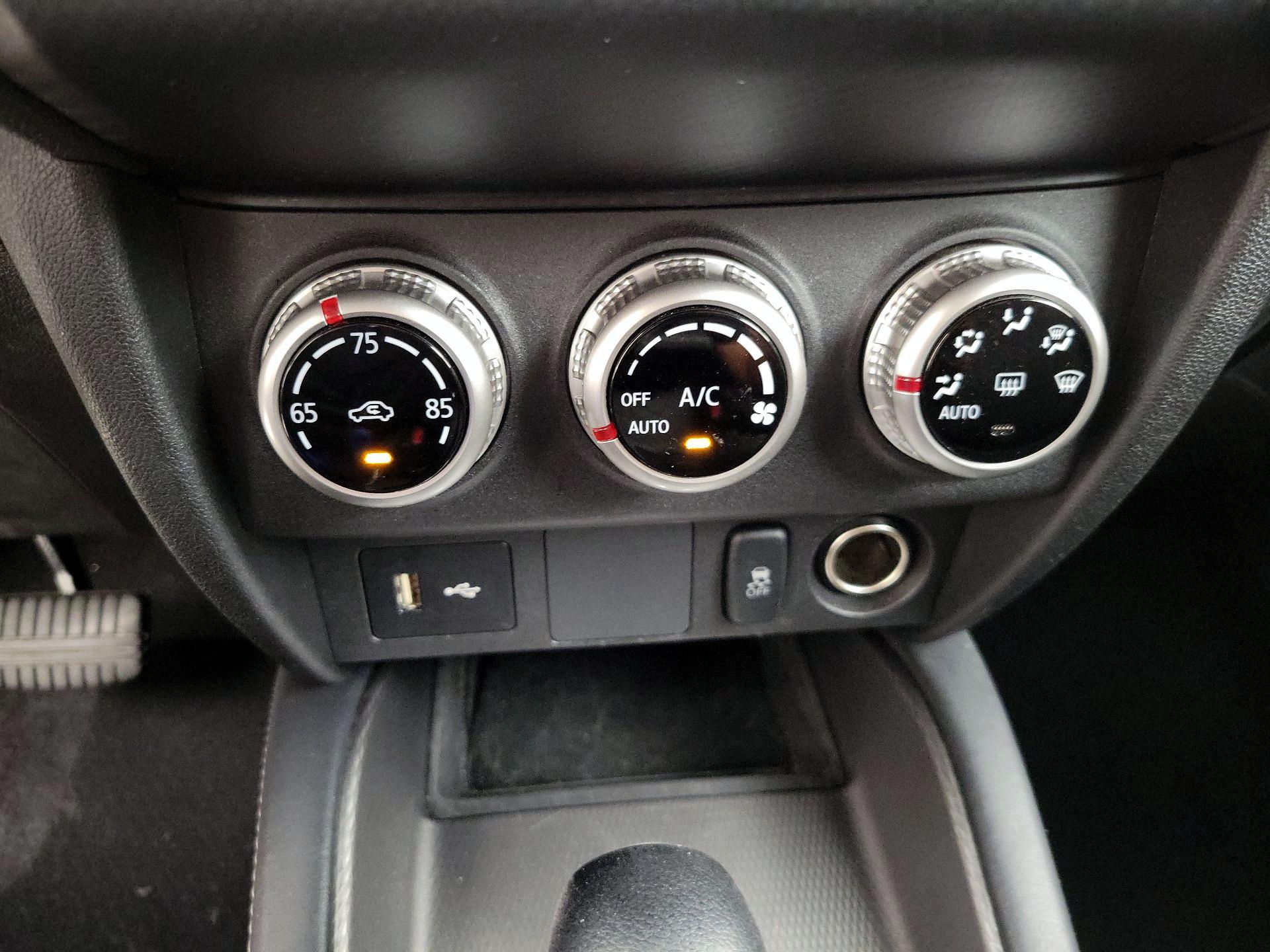 Thumbnail: 2025 Mitsubishi Outlander Sport - 16