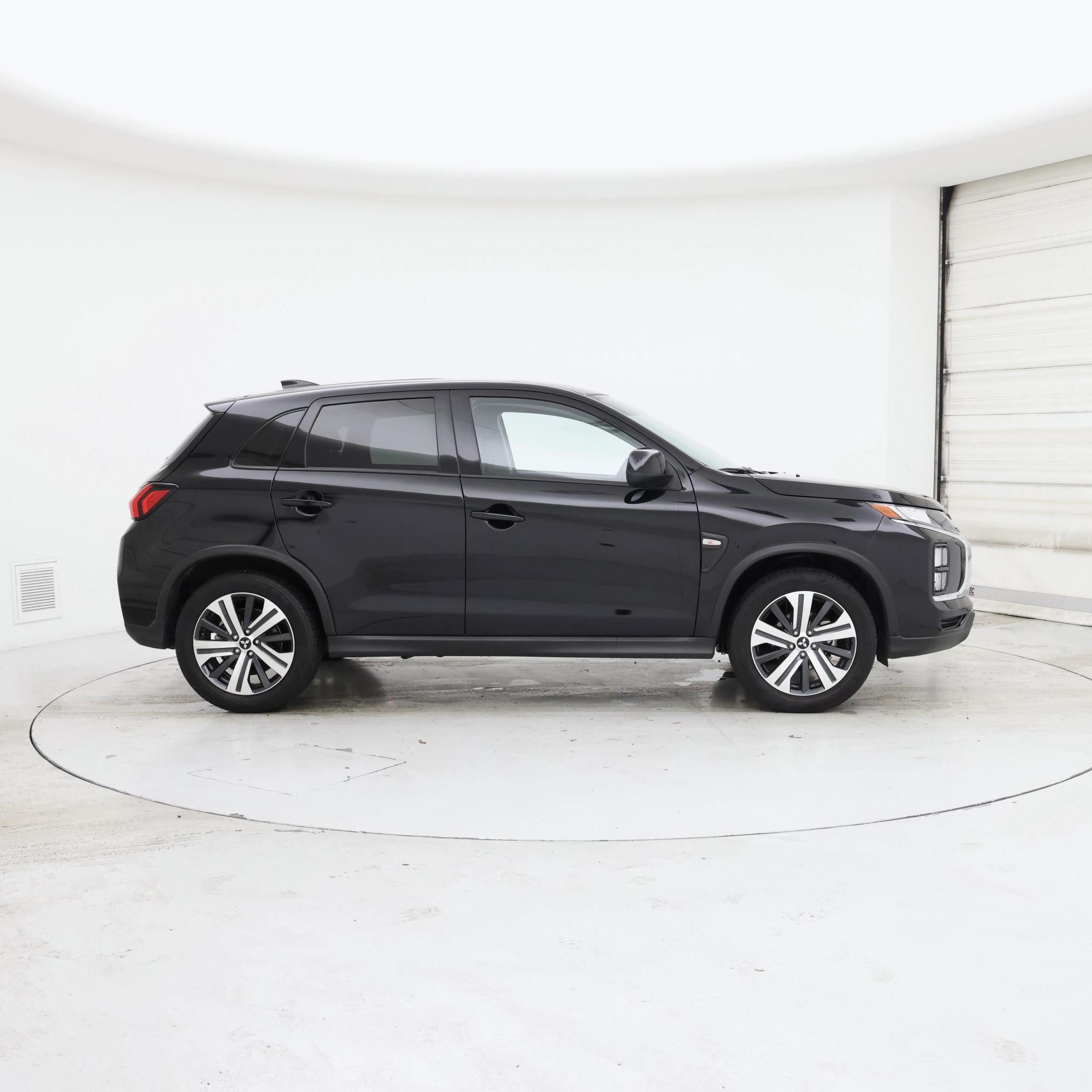 Thumbnail: 2025 Mitsubishi Outlander Sport - 7