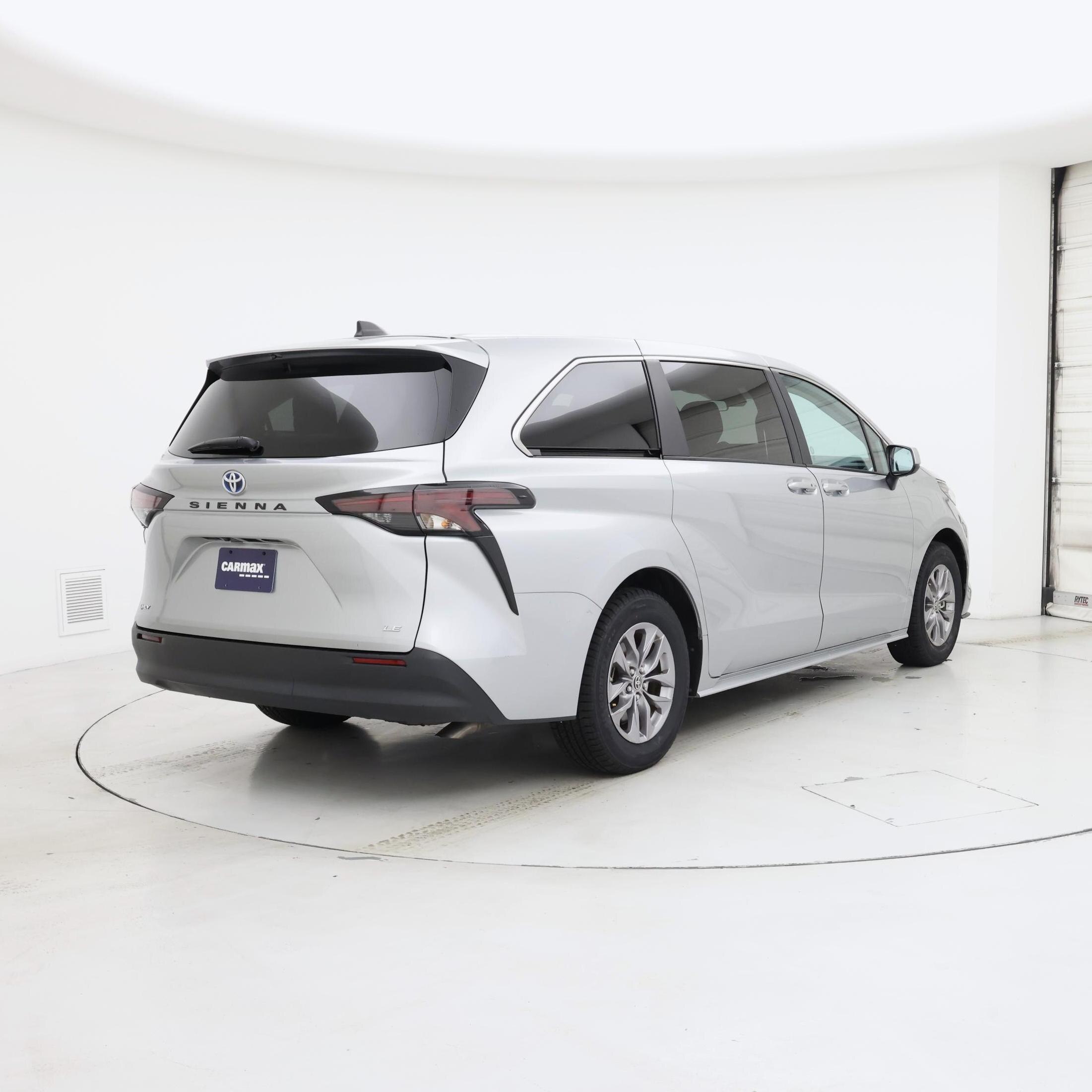 Thumbnail: 2025 Toyota Sienna - 8