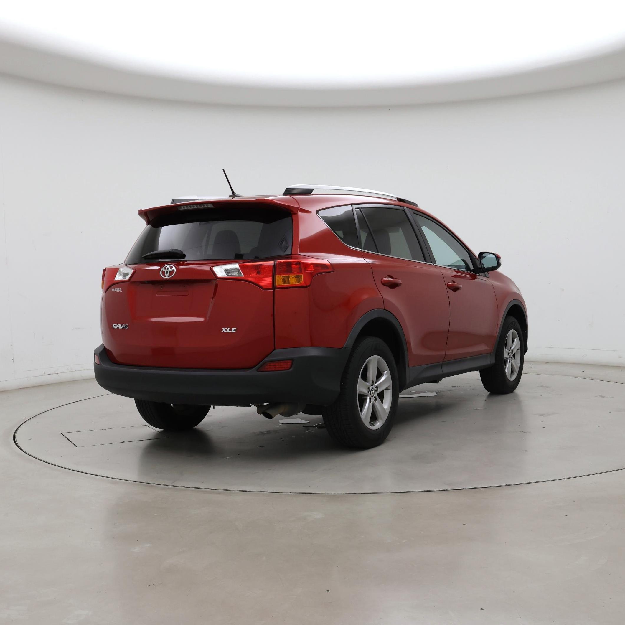 Thumbnail: 2015 Toyota RAV4 - 8