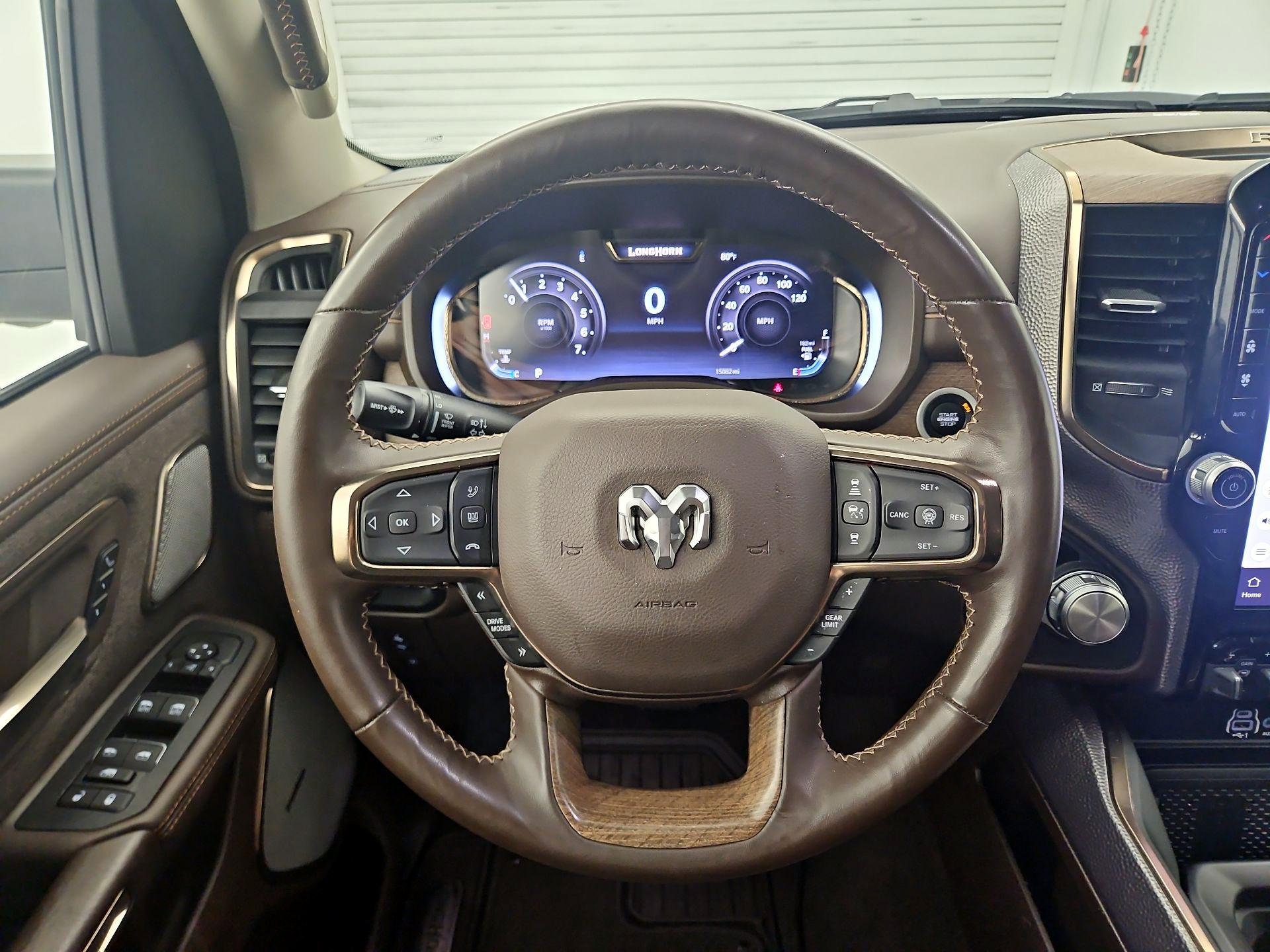Thumbnail: 2025 RAM 1500 - 10