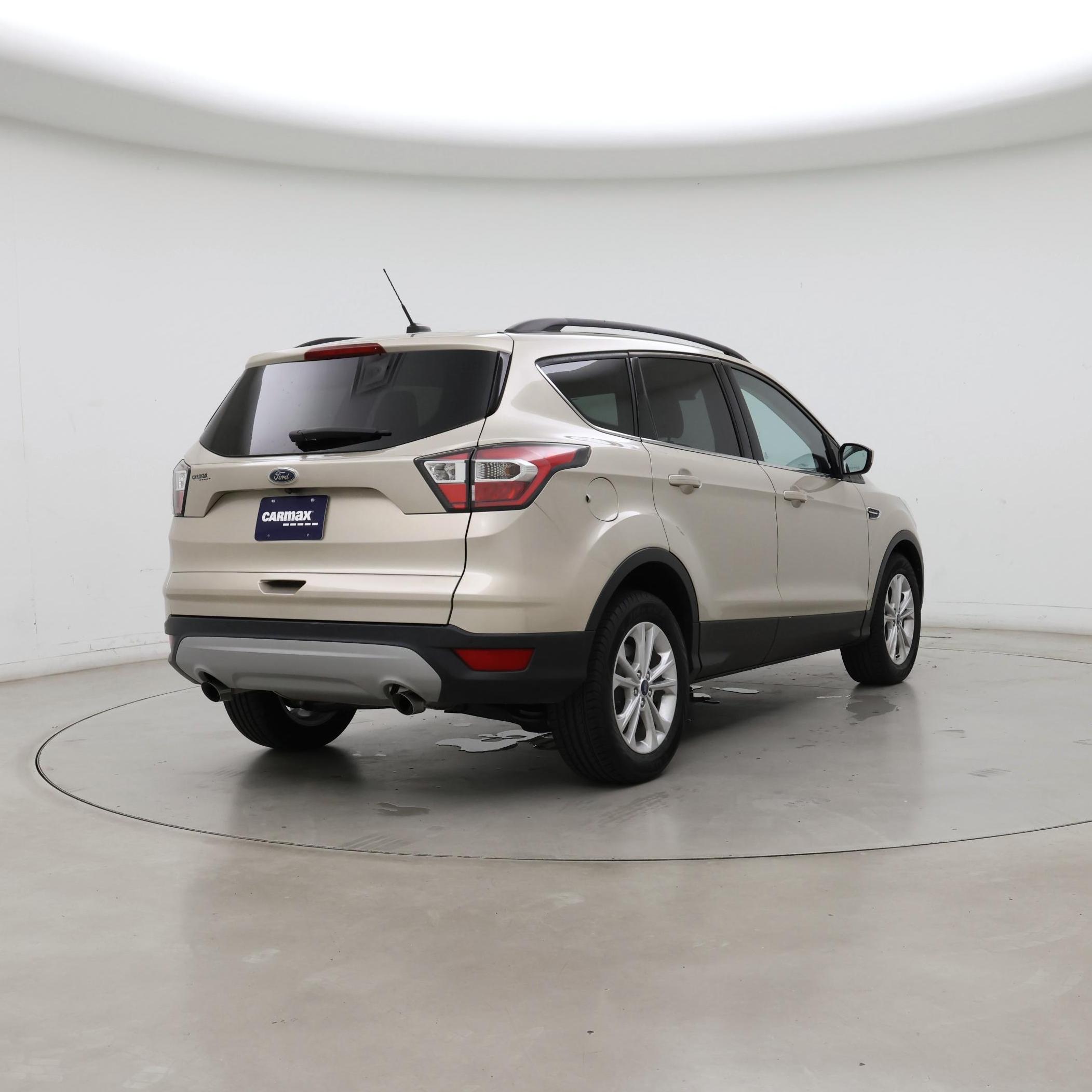Thumbnail: 2017 Ford Escape - 8