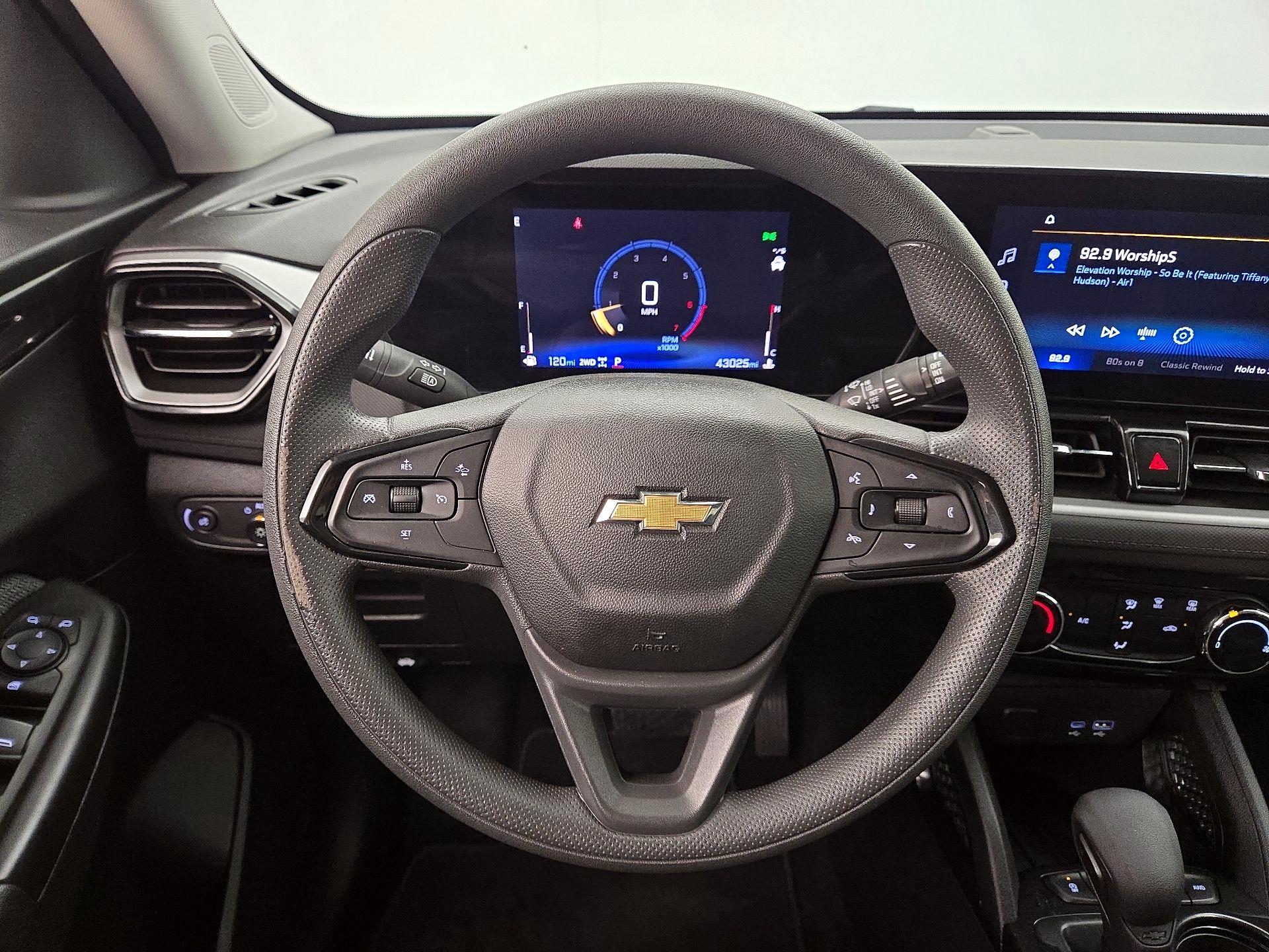 Thumbnail: 2025 Chevrolet TrailBlazer - 10
