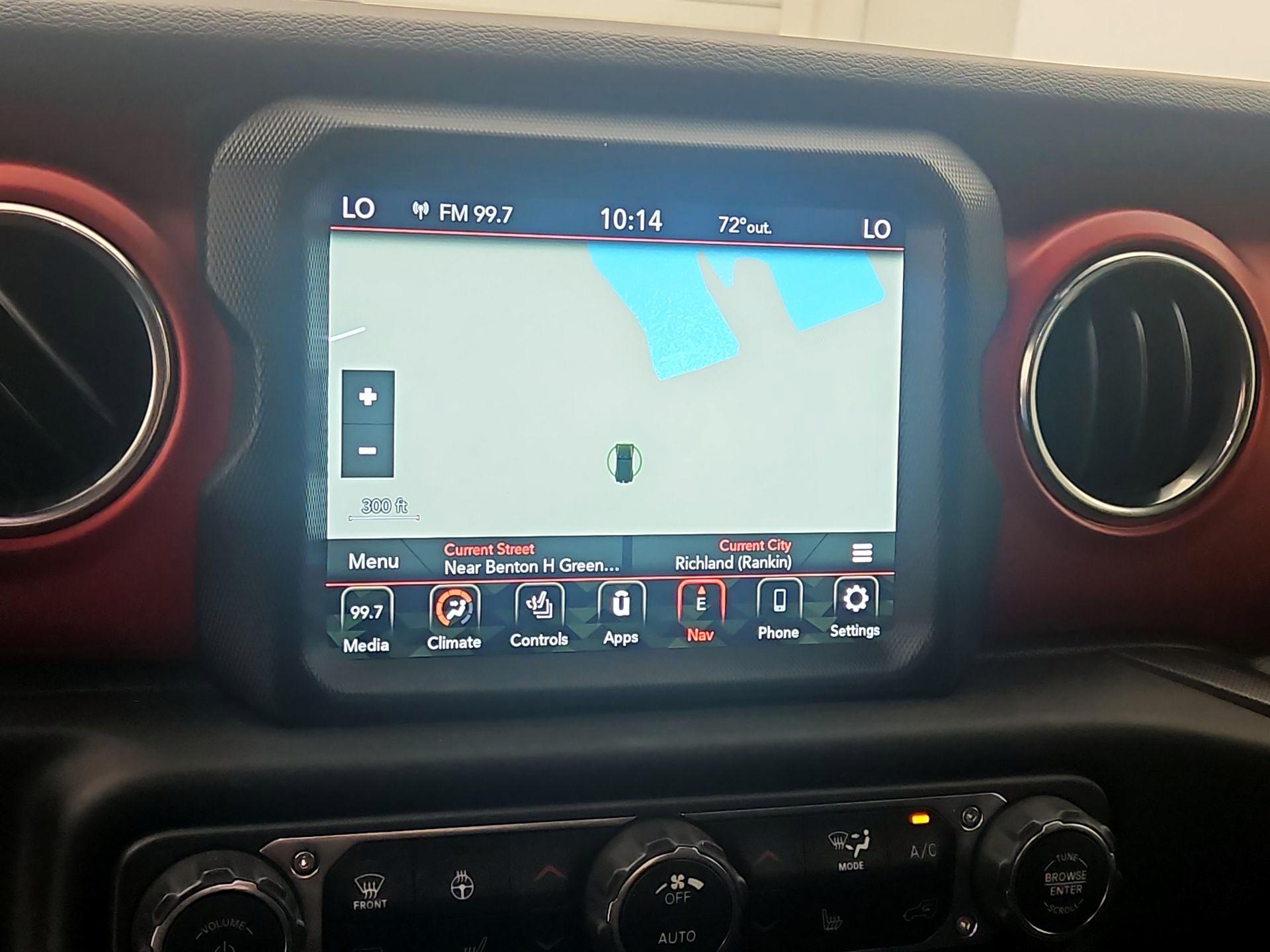 Thumbnail: 2021 Jeep Wrangler - 14