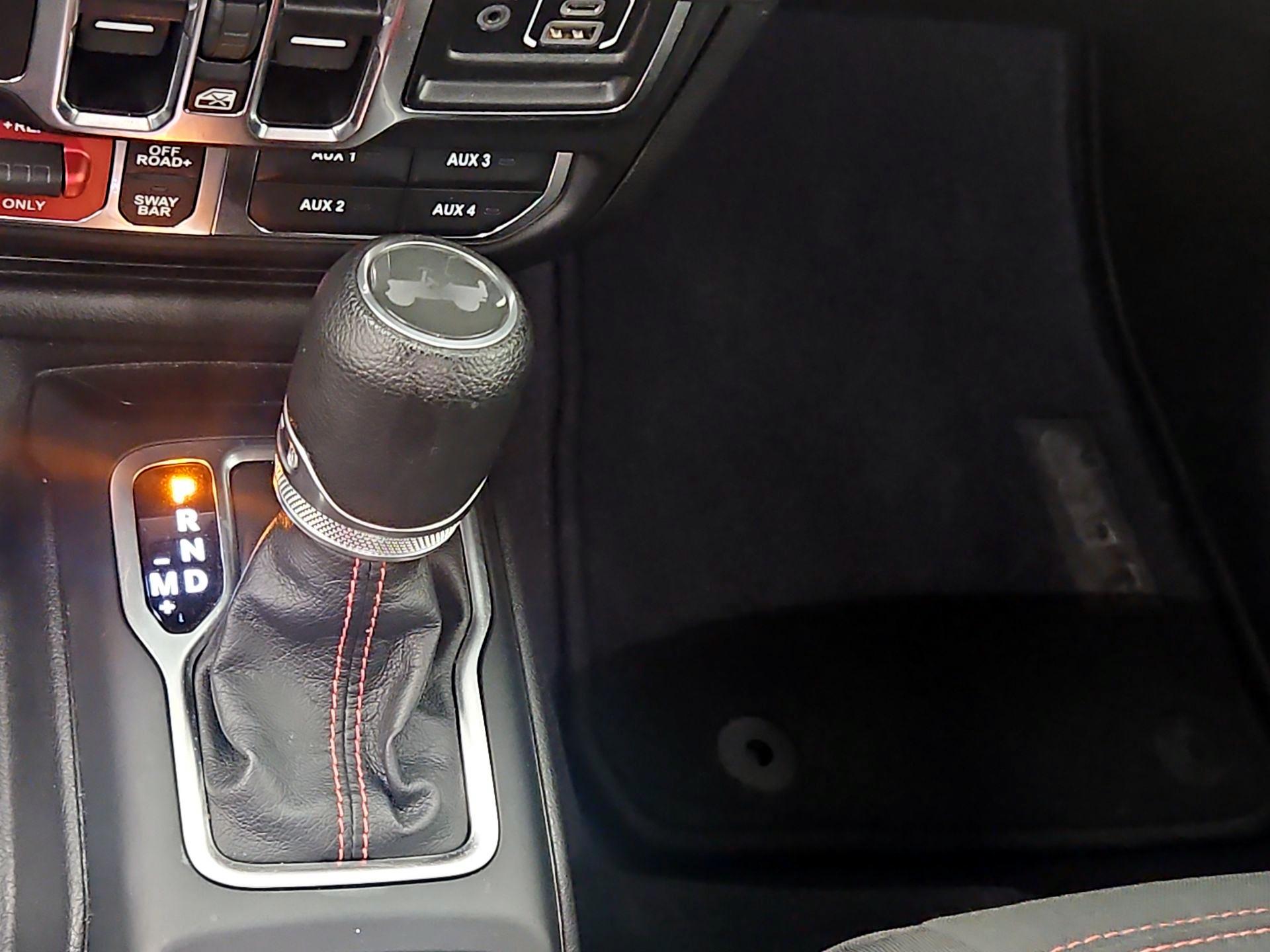 Thumbnail: 2021 Jeep Wrangler - 18