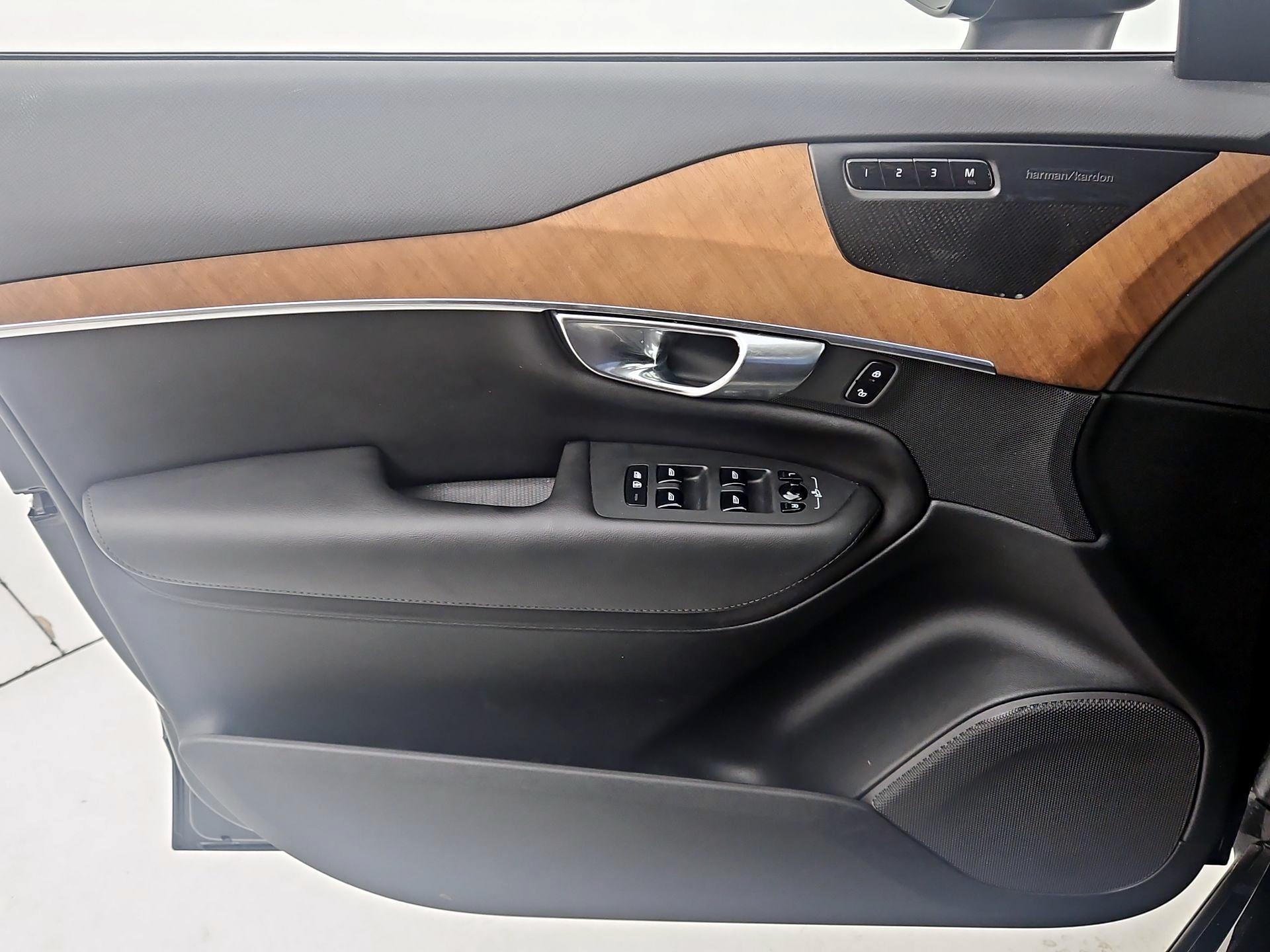 Thumbnail: 2023 Volvo XC90 - 12